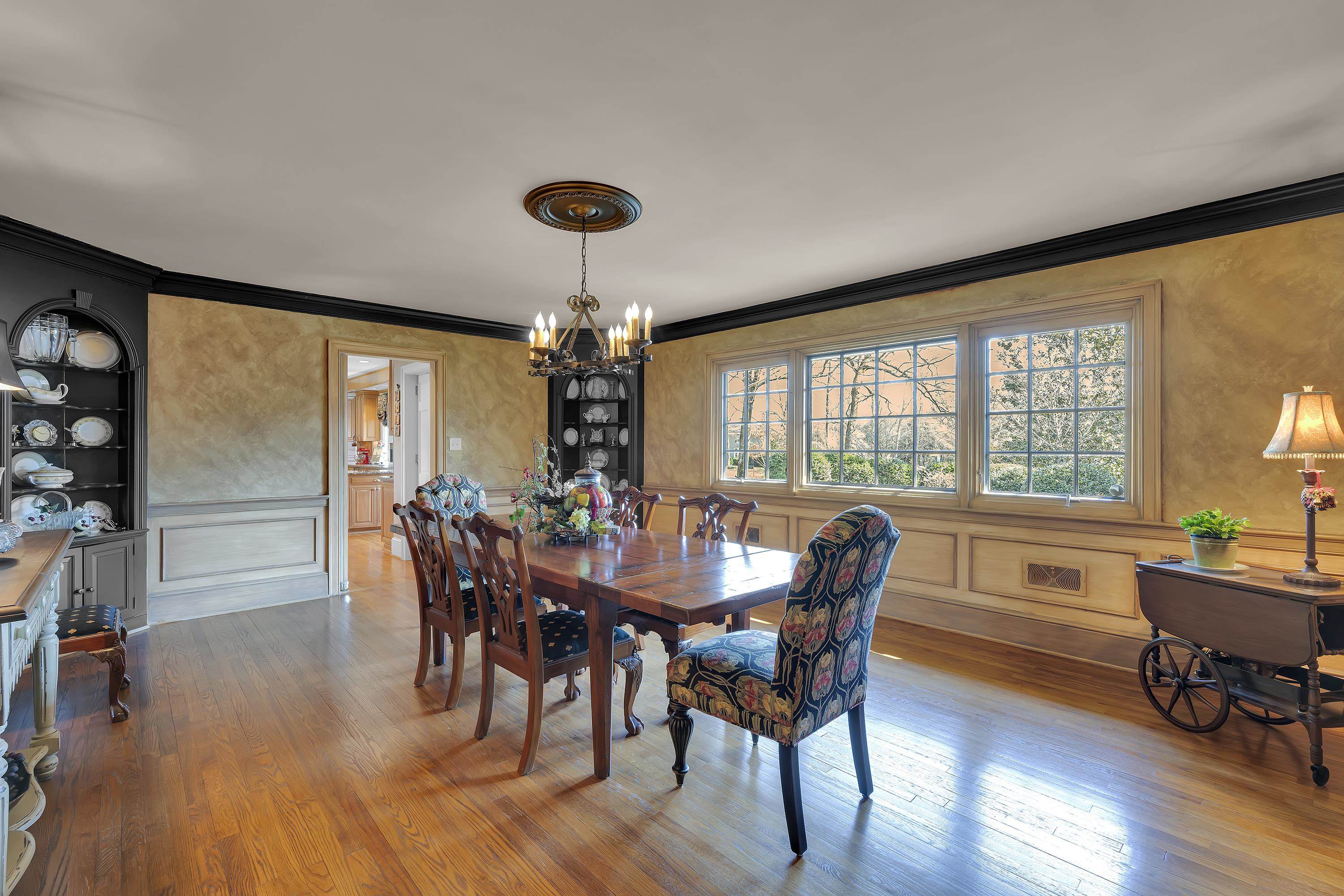 121 Montgomery Drive Property Photo 12