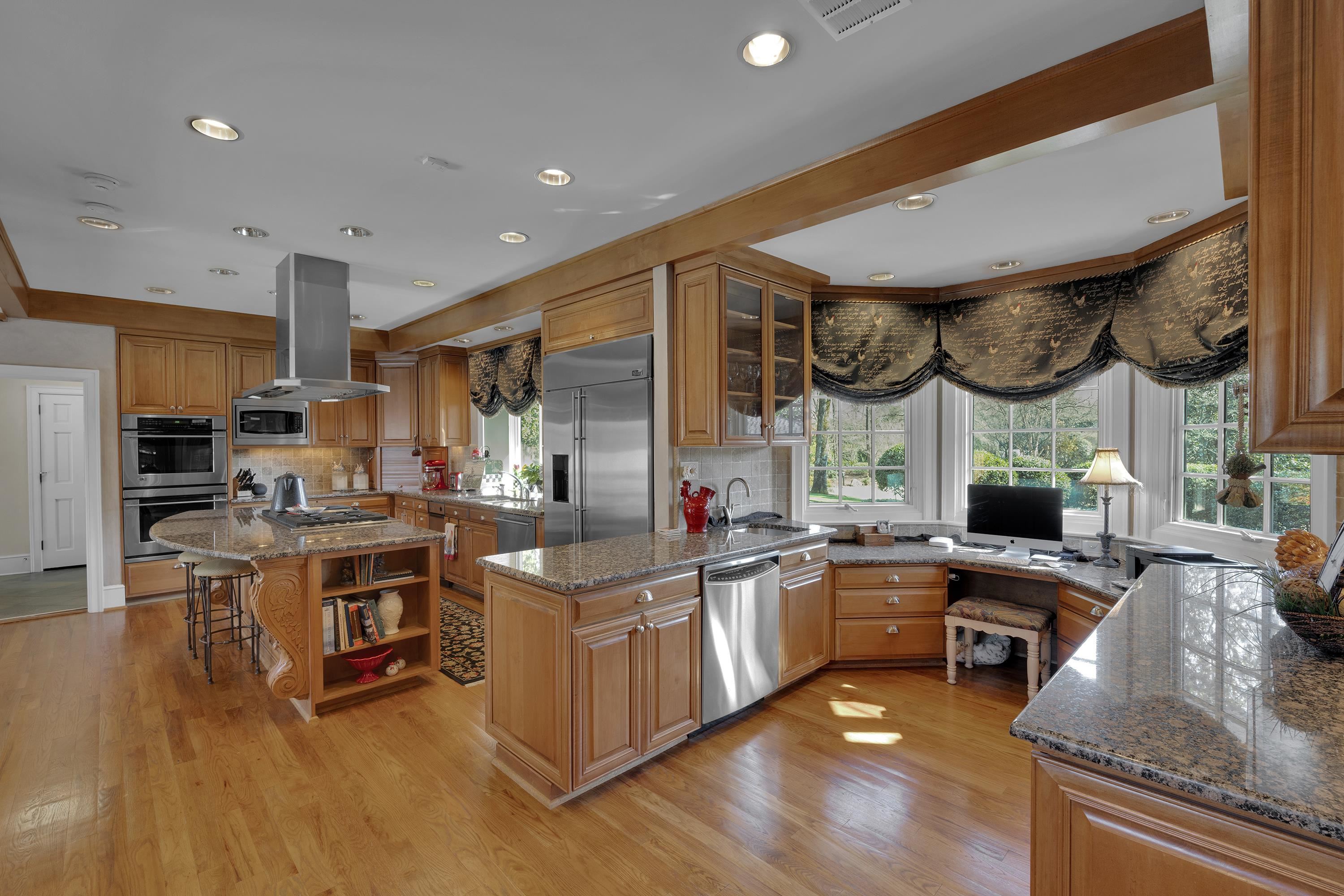121 Montgomery Drive Property Photo 14