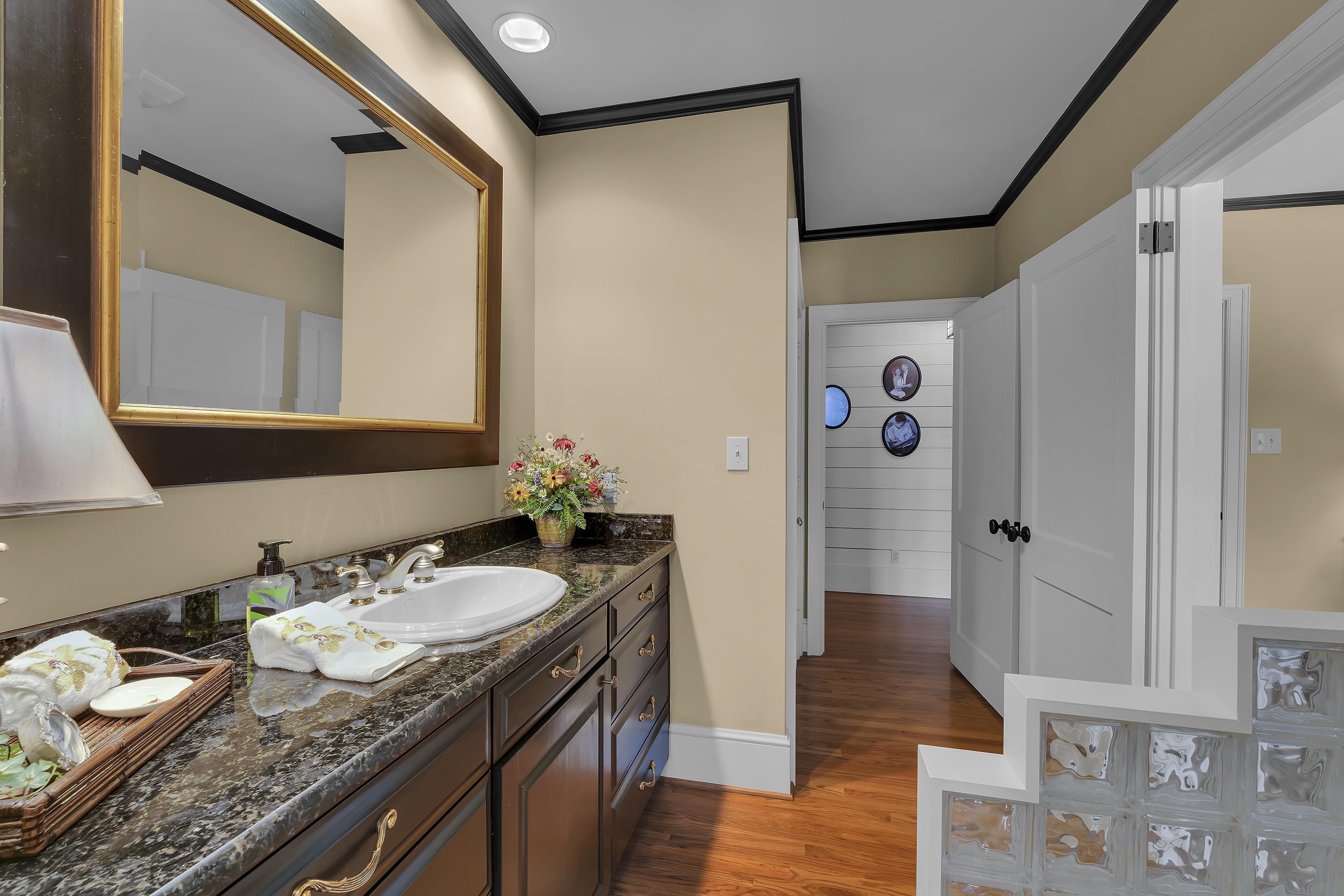121 Montgomery Drive Property Photo 22