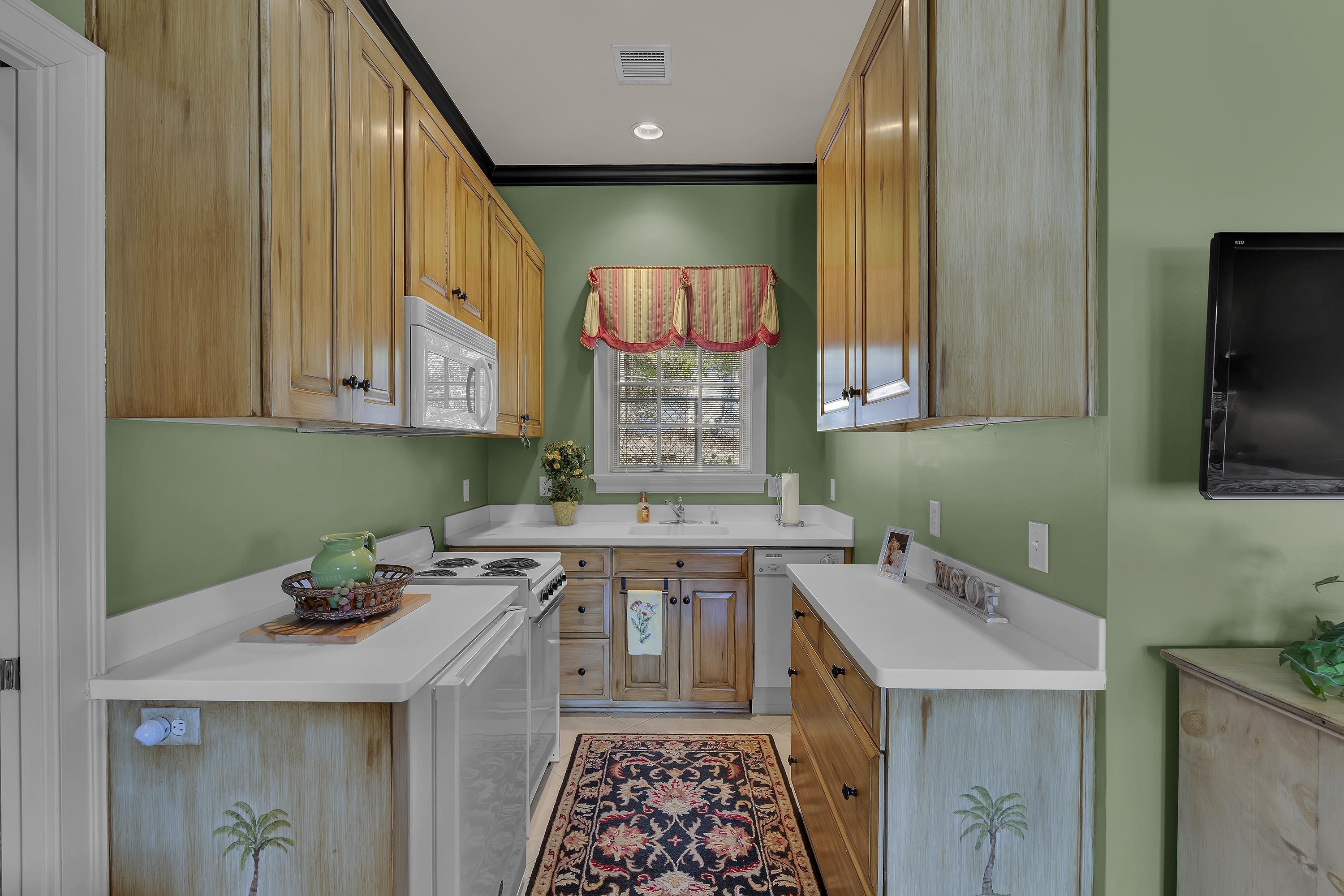 121 Montgomery Drive Property Photo 30