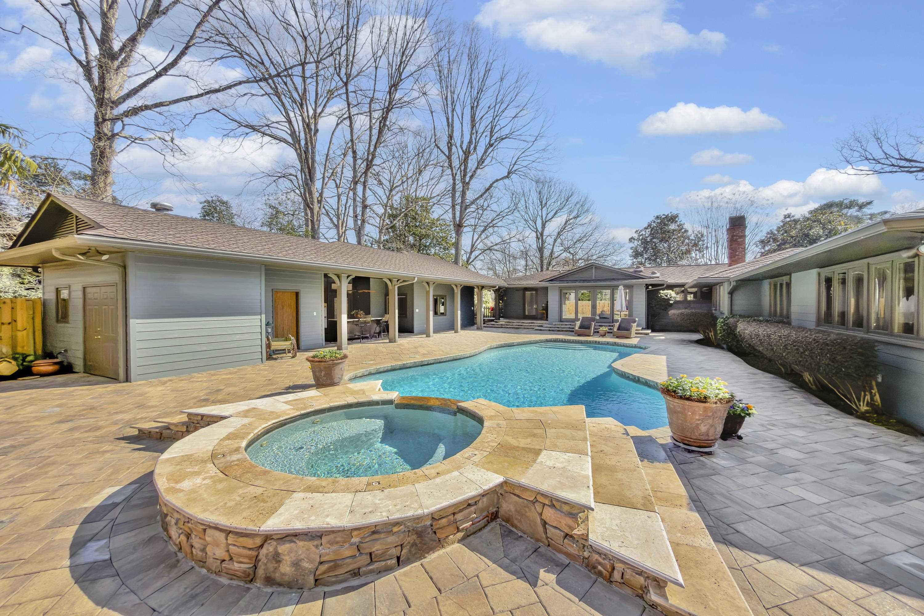 121 Montgomery Drive Property Photo 34