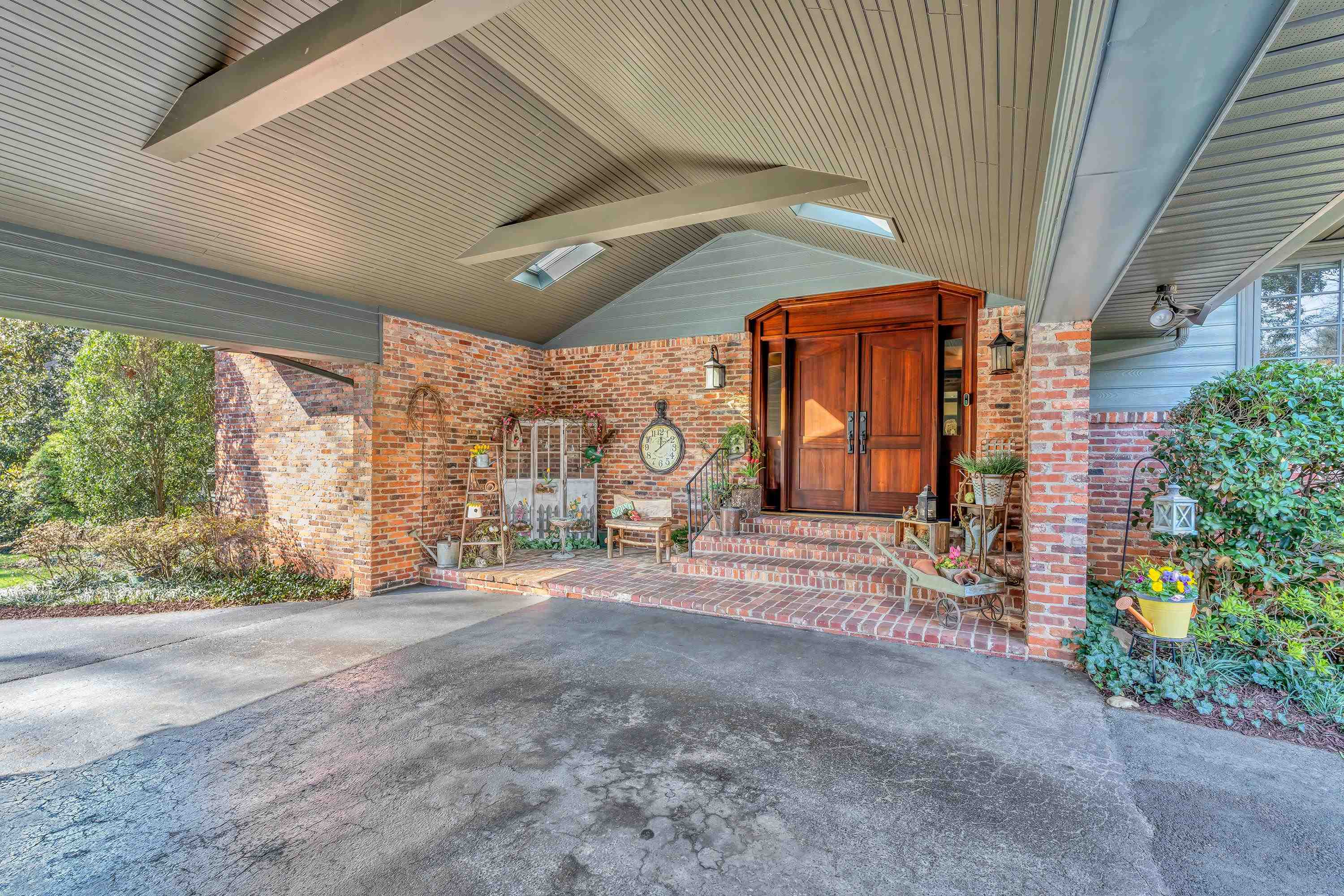 121 Montgomery Drive Property Photo 40