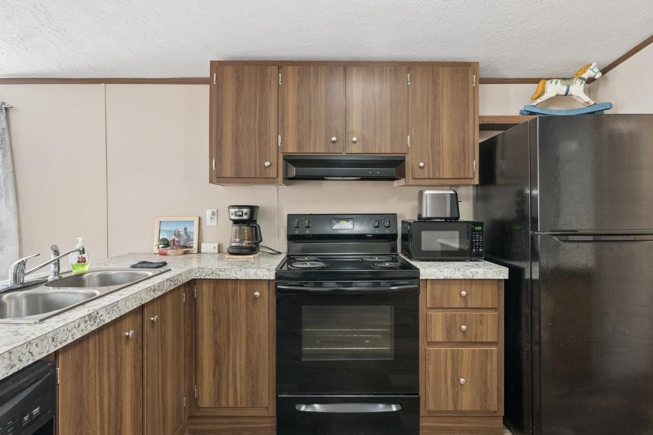 215 Jordan Drive Property Photo 13