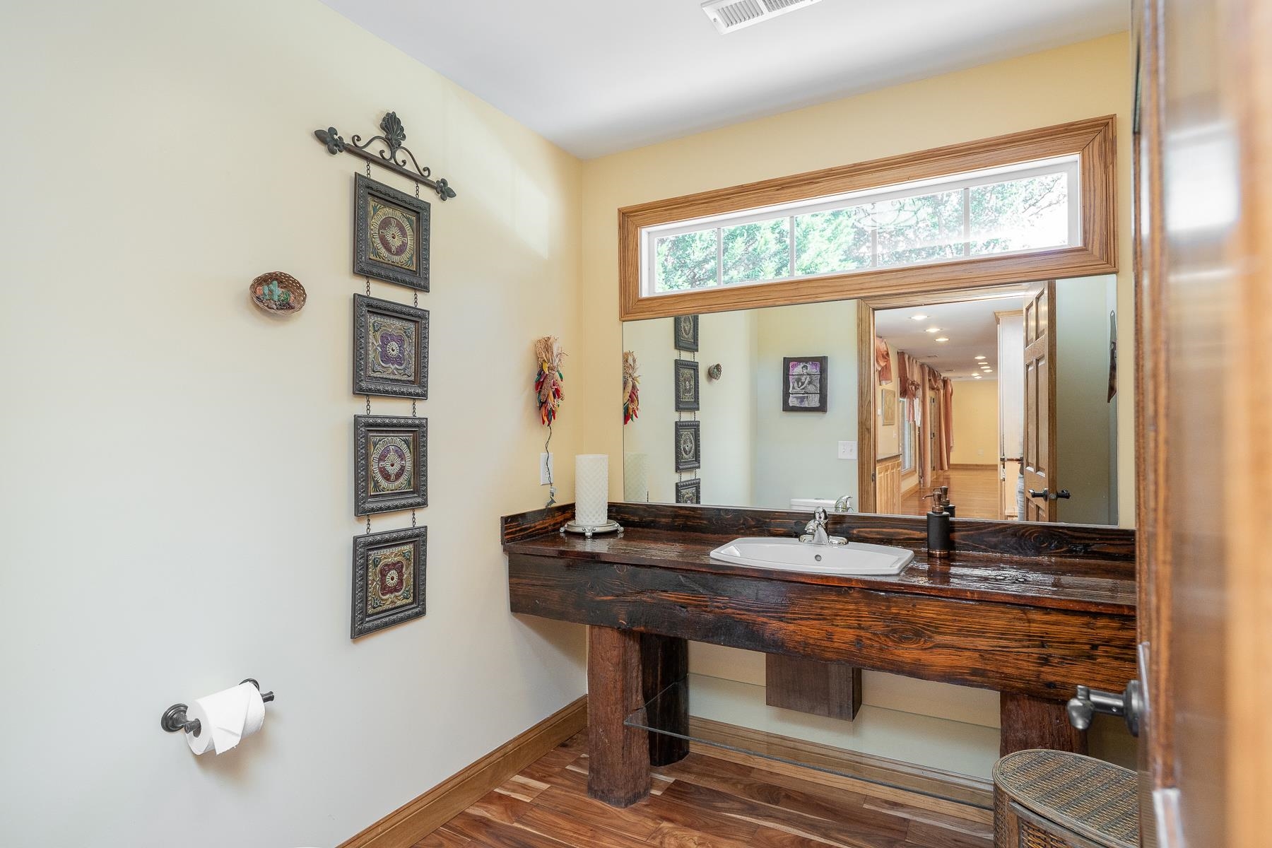 351 Belcher Street Property Photo 18