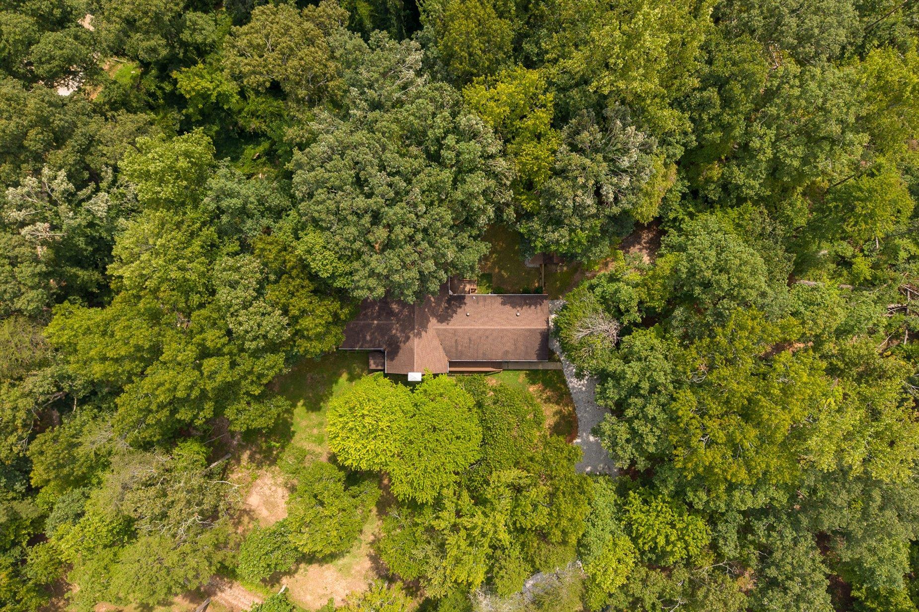 130 Dogwood Terrace Property Photo 3