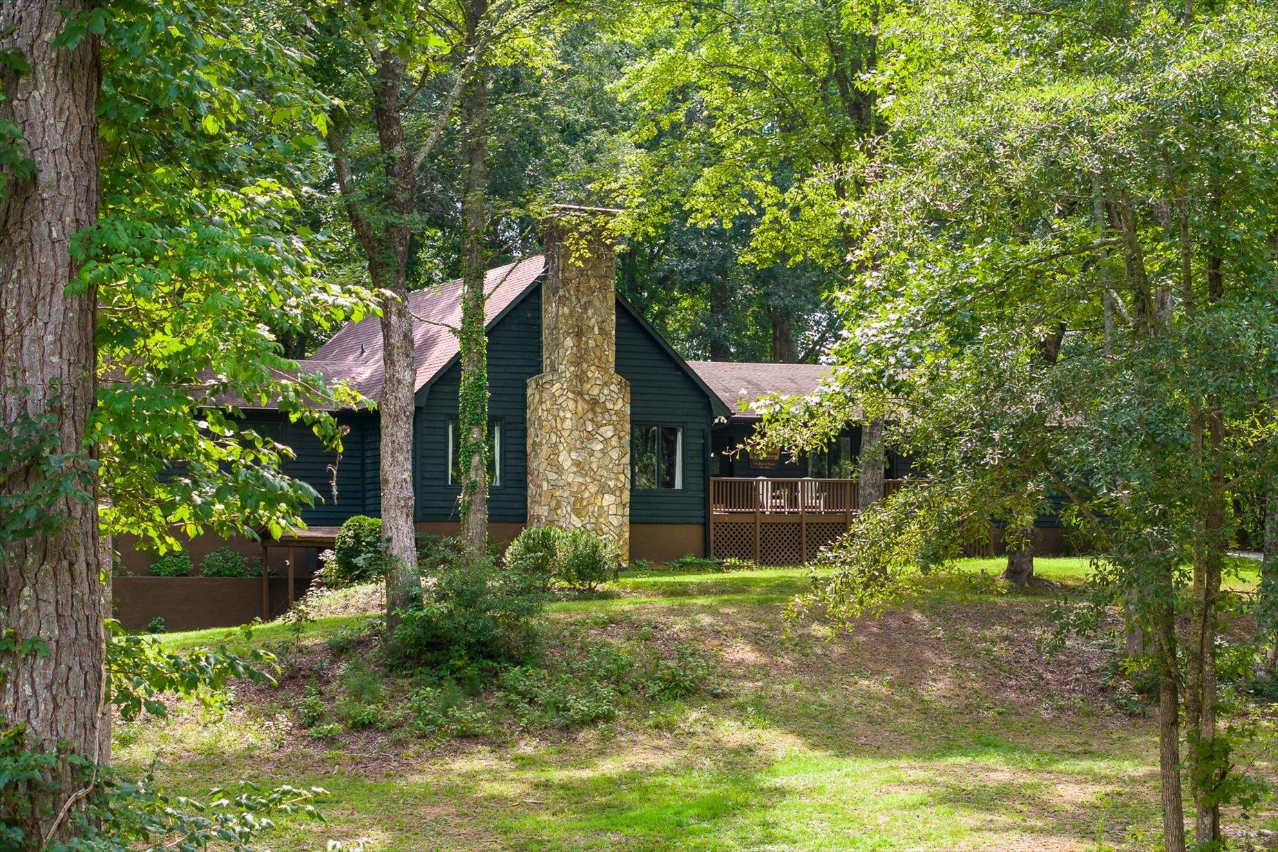 130 Dogwood Terrace Property Photo 4