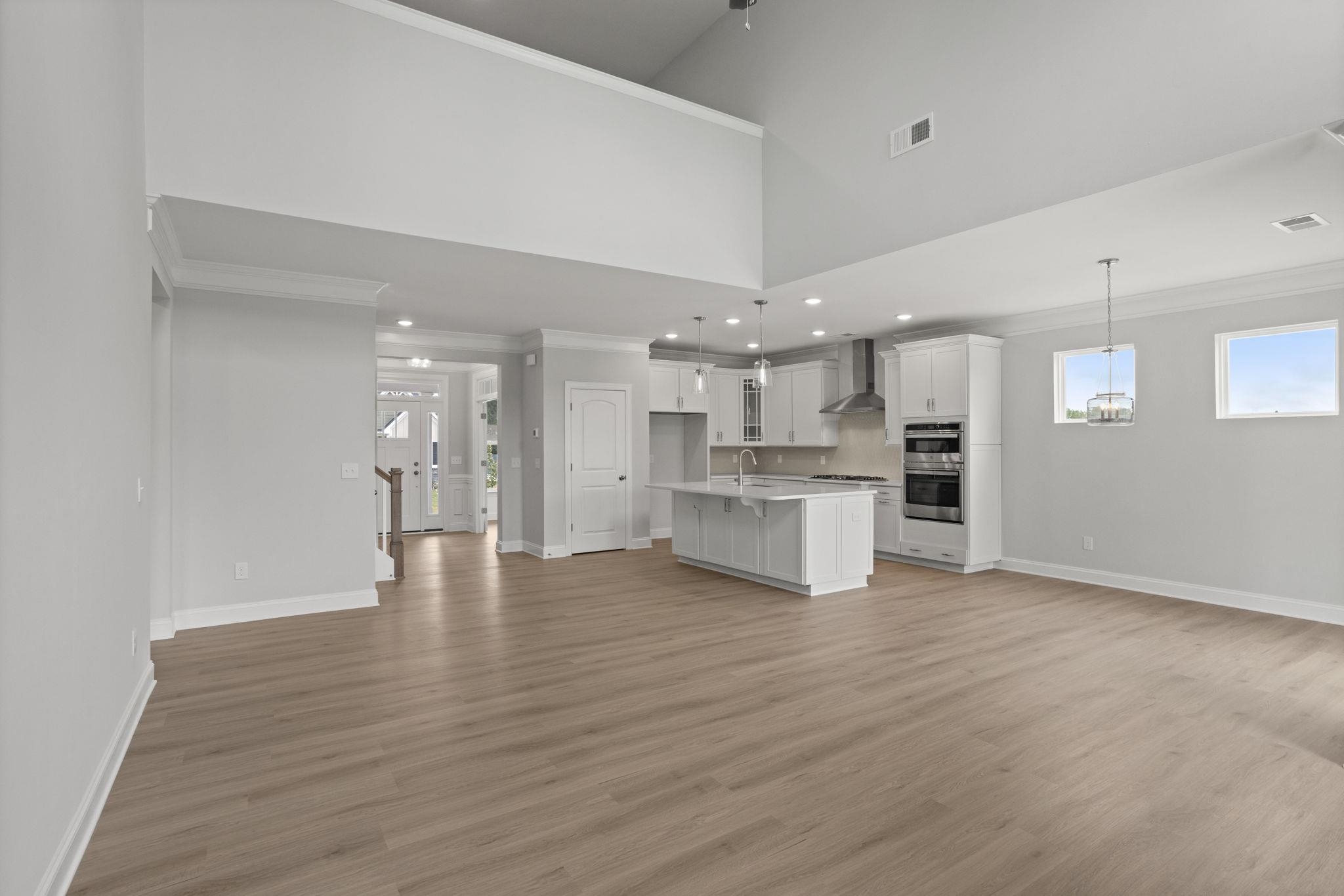 1024 Horse Whisper Run Property Photo 14