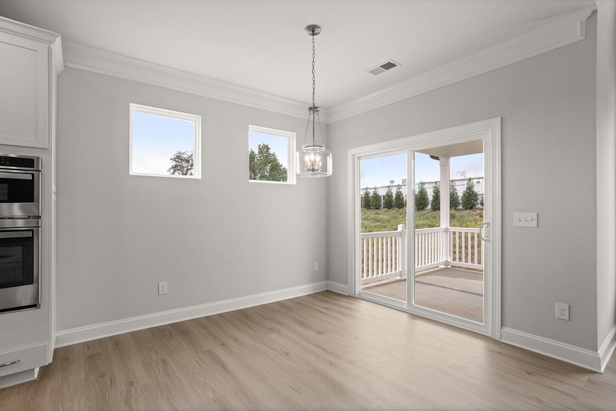 1024 Horse Whisper Run Property Photo 15