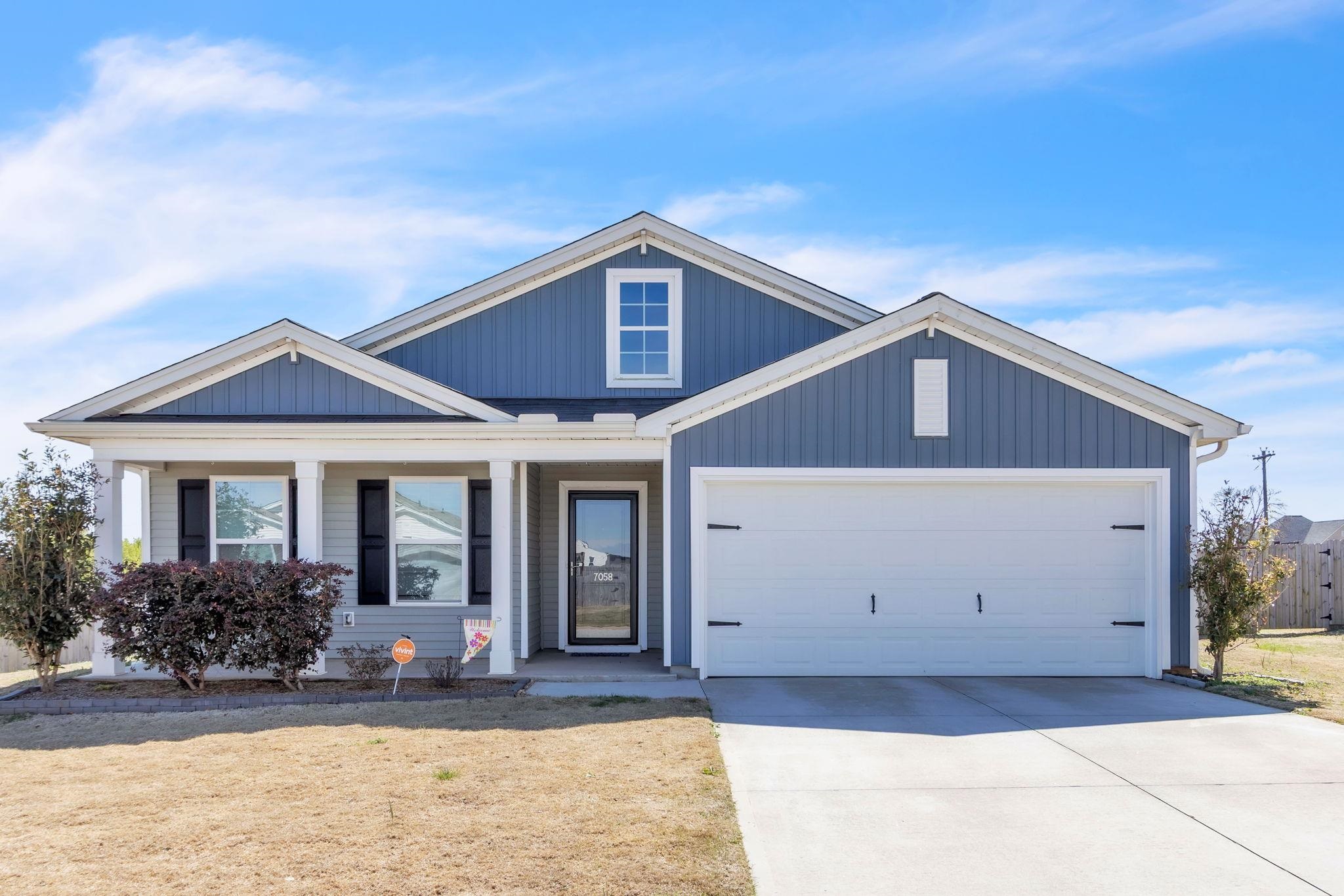 7058 Luna Mae Court Property Photo 2