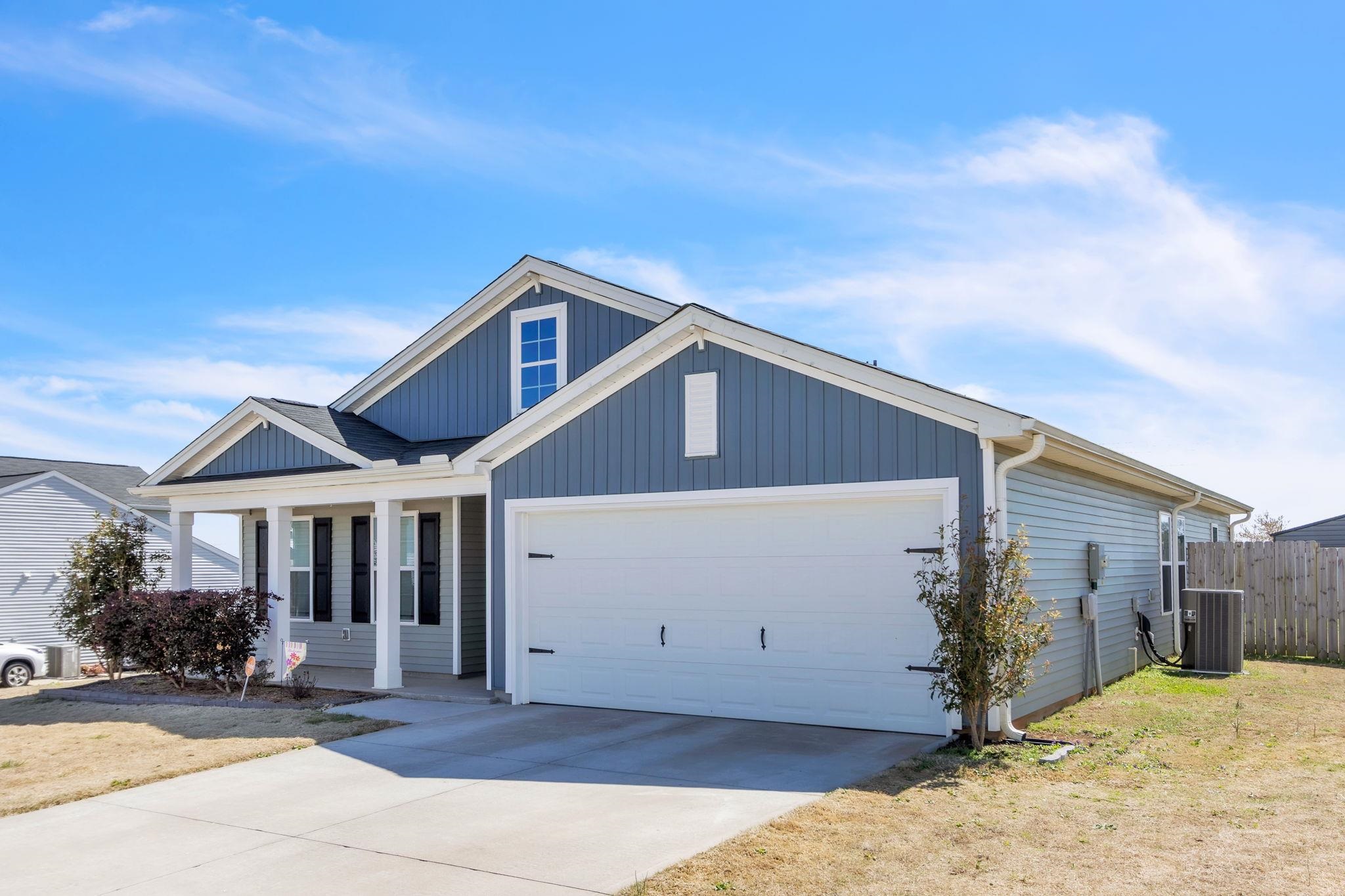 7058 Luna Mae Court Property Photo 8