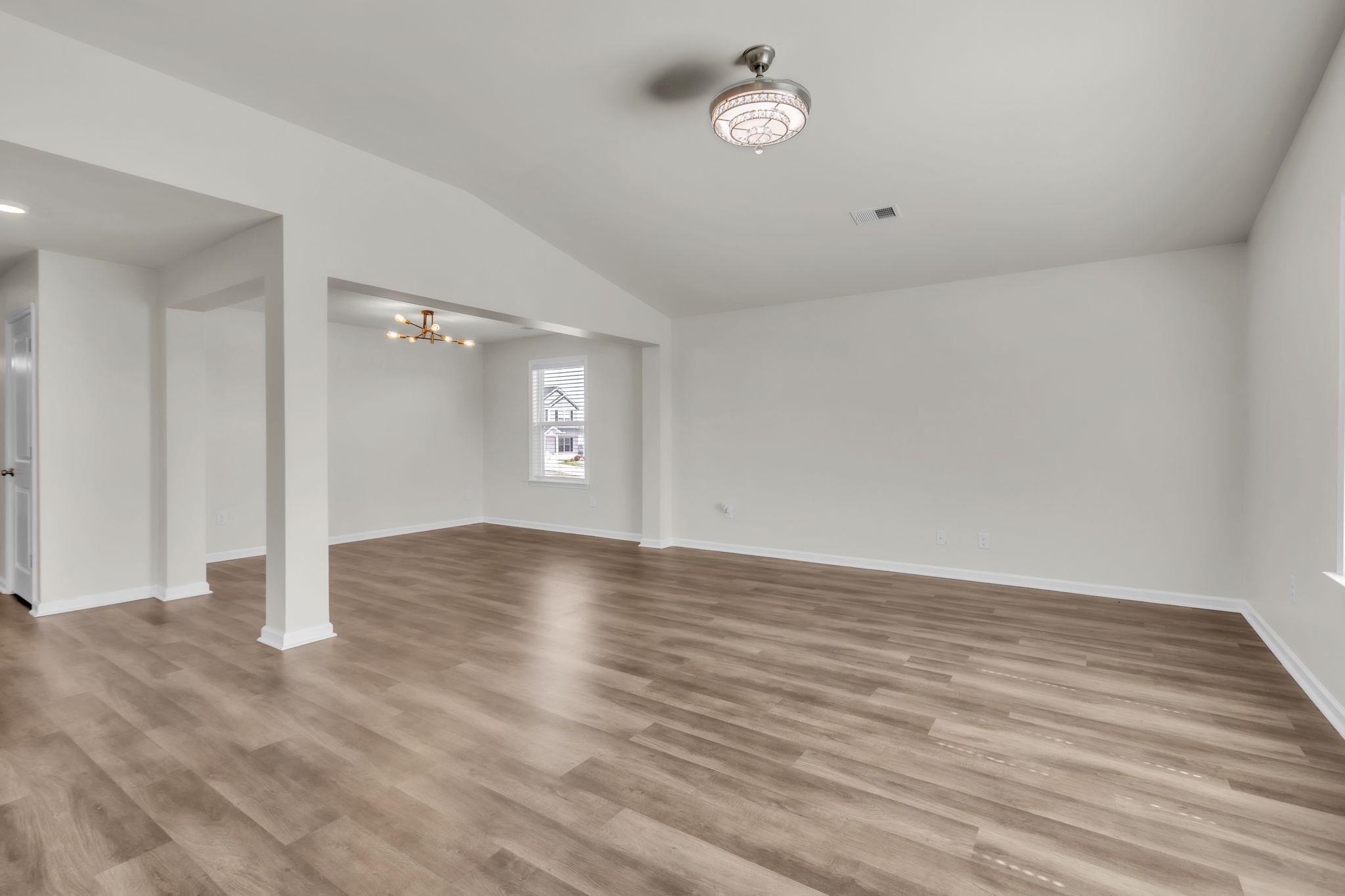 7058 Luna Mae Court Property Photo 10