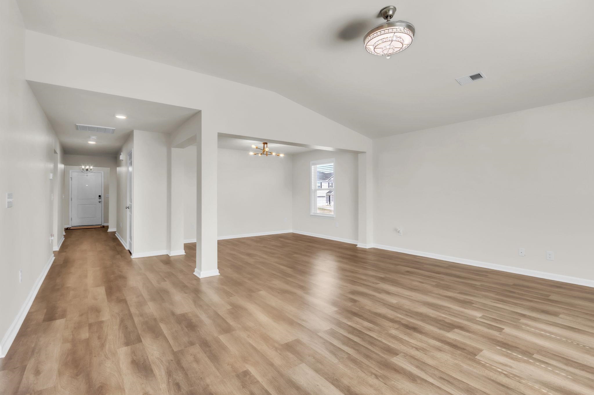 7058 Luna Mae Court Property Photo 11