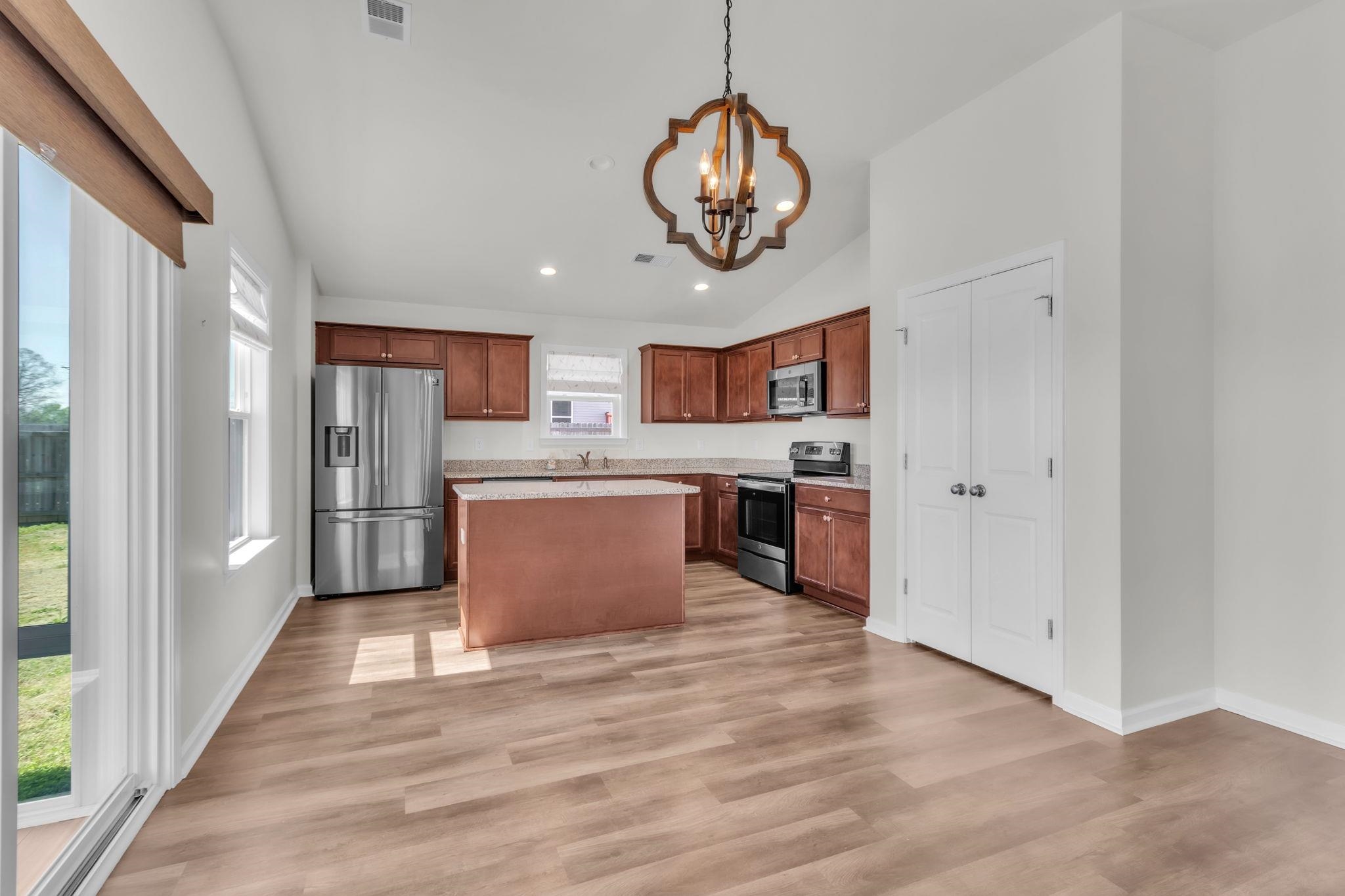 7058 Luna Mae Court Property Photo 16