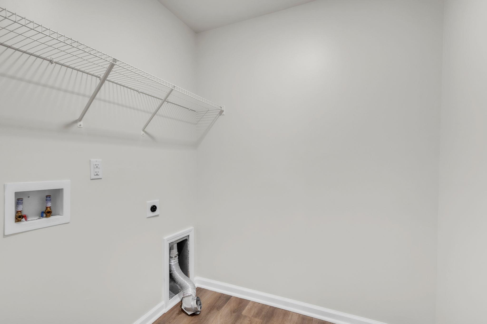 7058 Luna Mae Court Property Photo 22