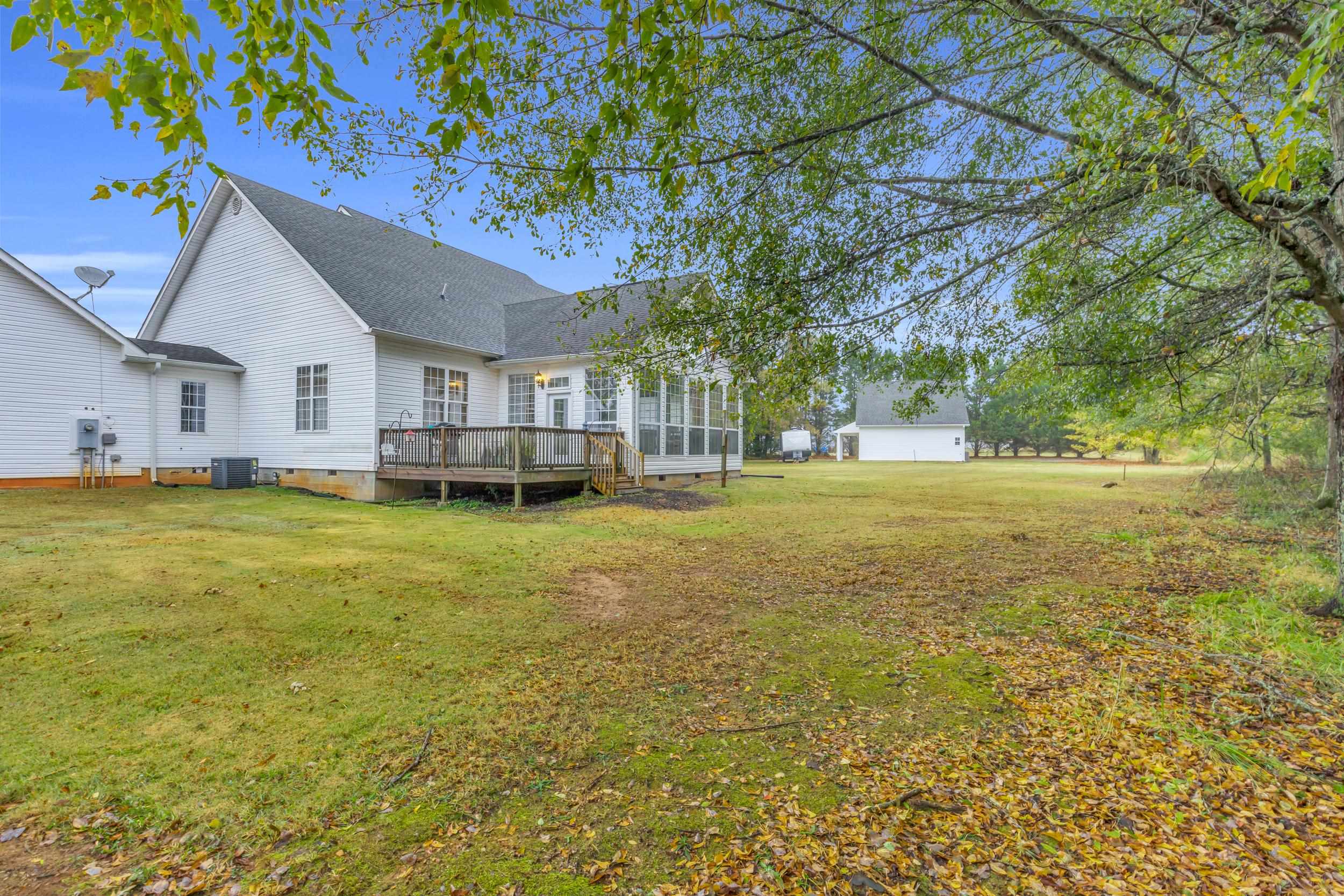 109 Sheila Drive Property Photo 28