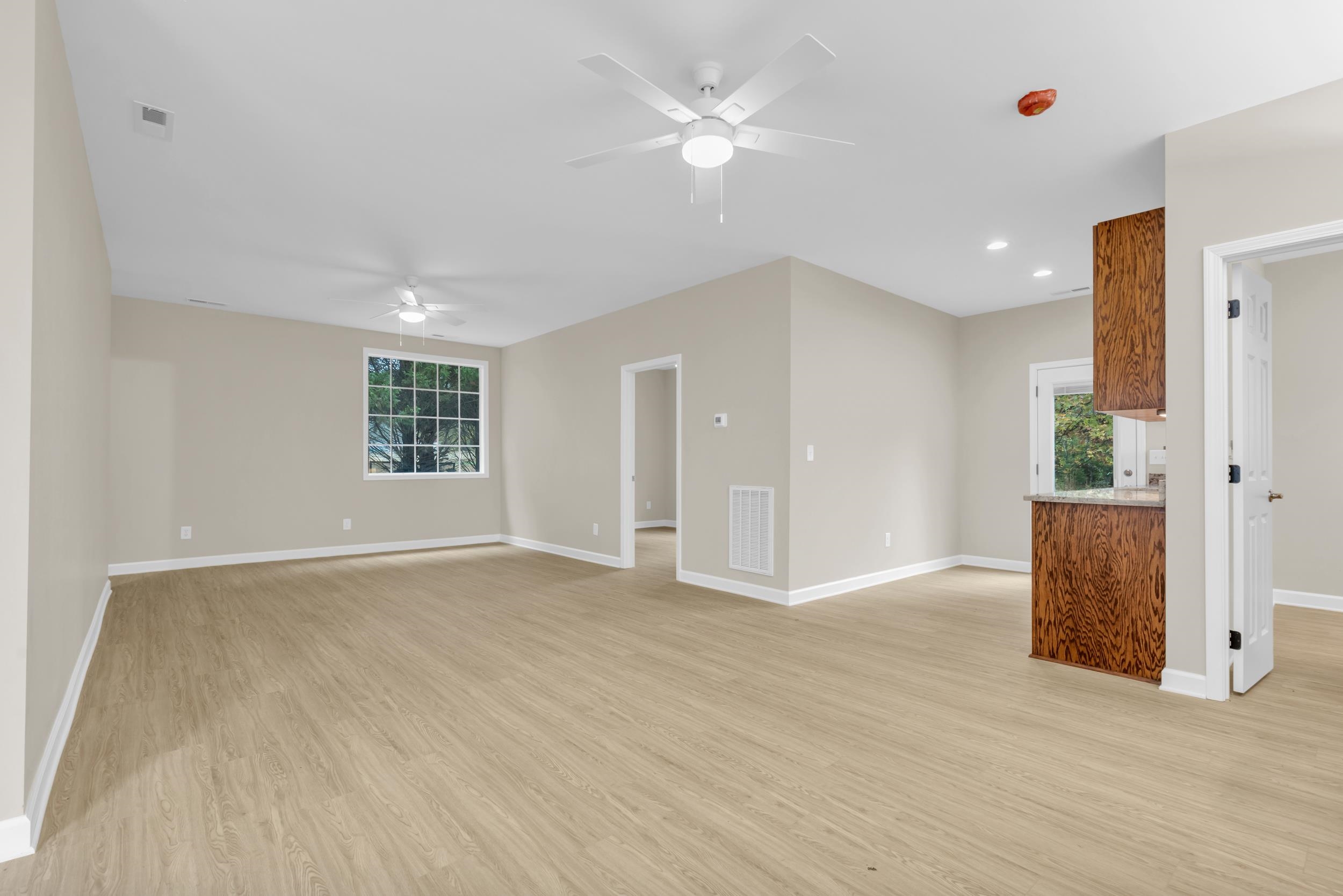 109 Sheila Drive Property Photo 36