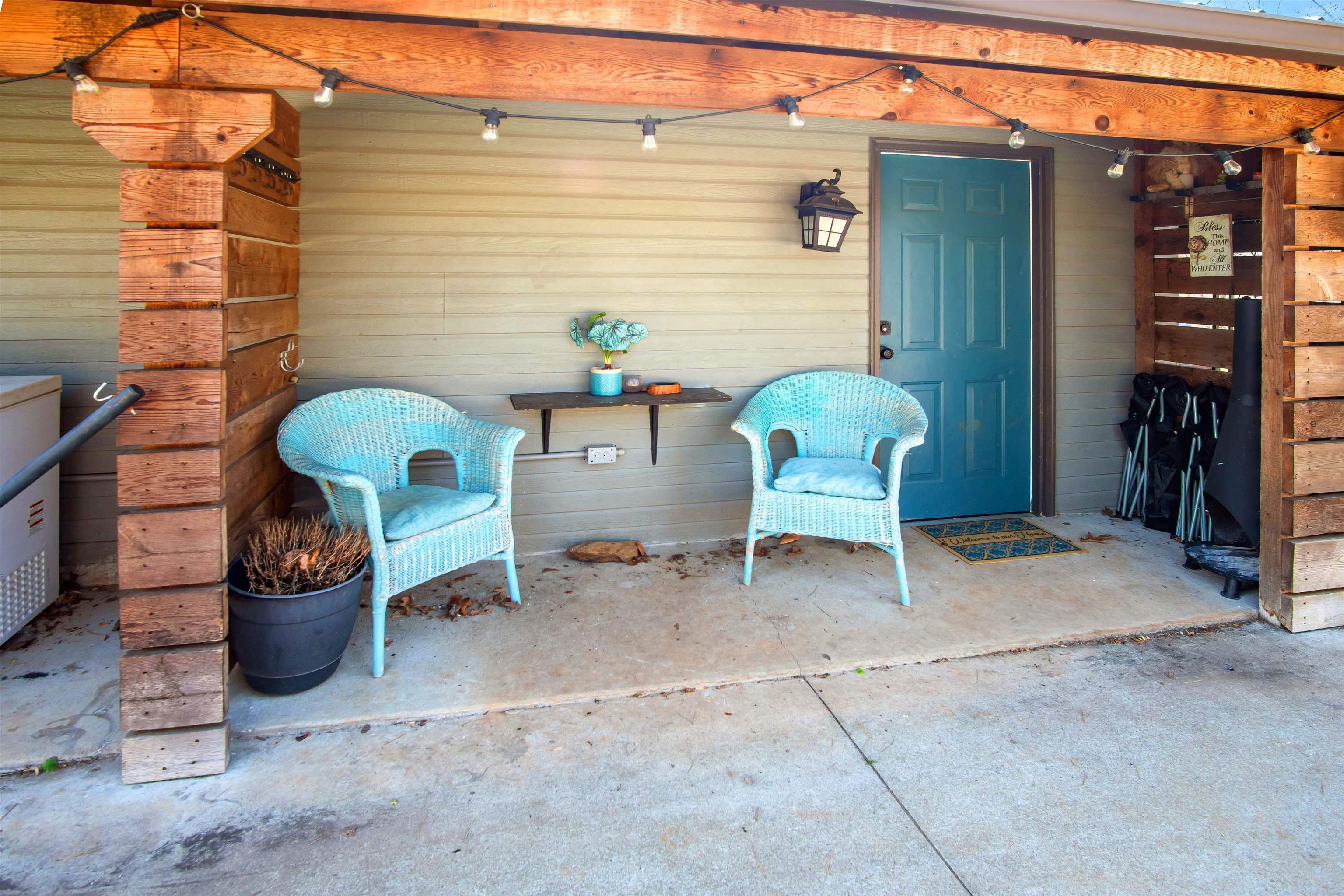 4107 Sandy Plains Road Property Photo 13