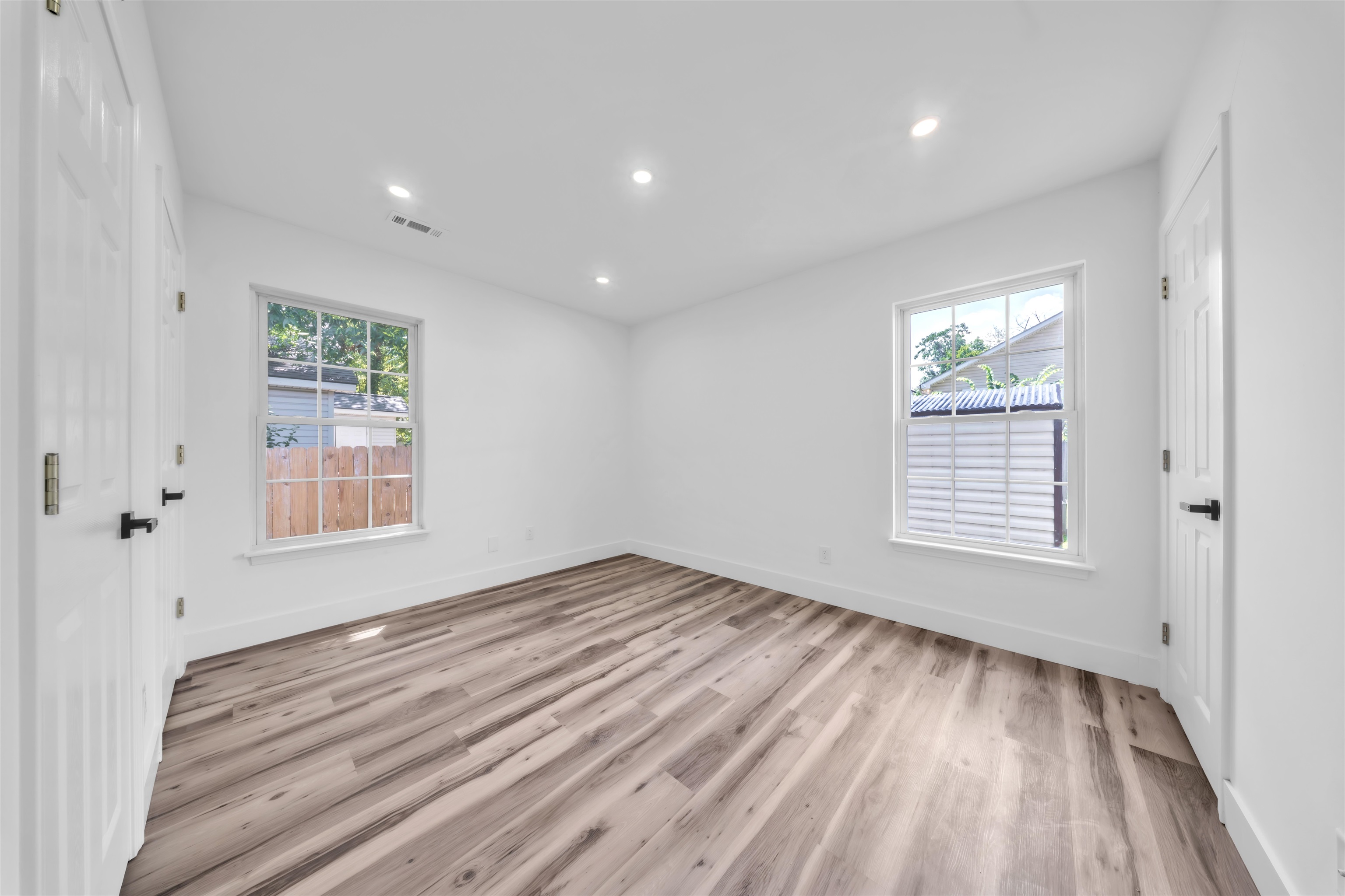 409 Gower Street Property Photo 7