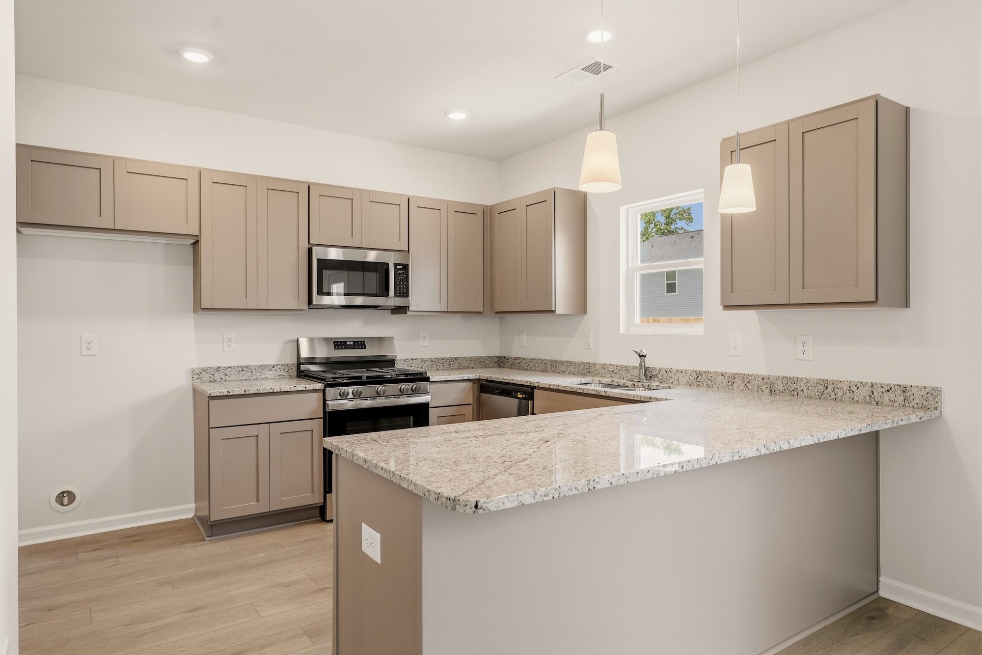404 Prosperity Lane Property Photo 8