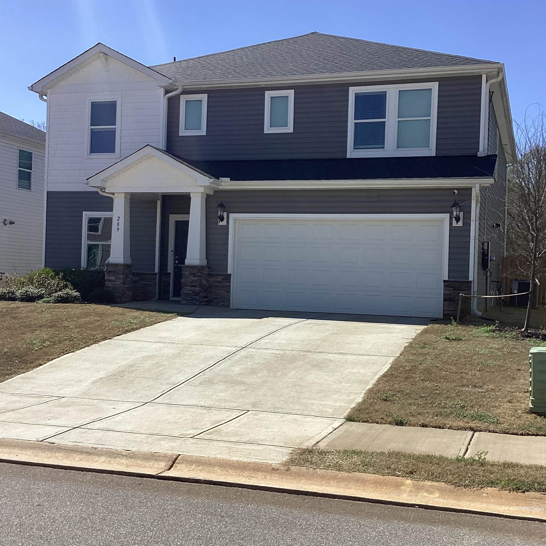 289 Lavinia Circle Property Photo 2