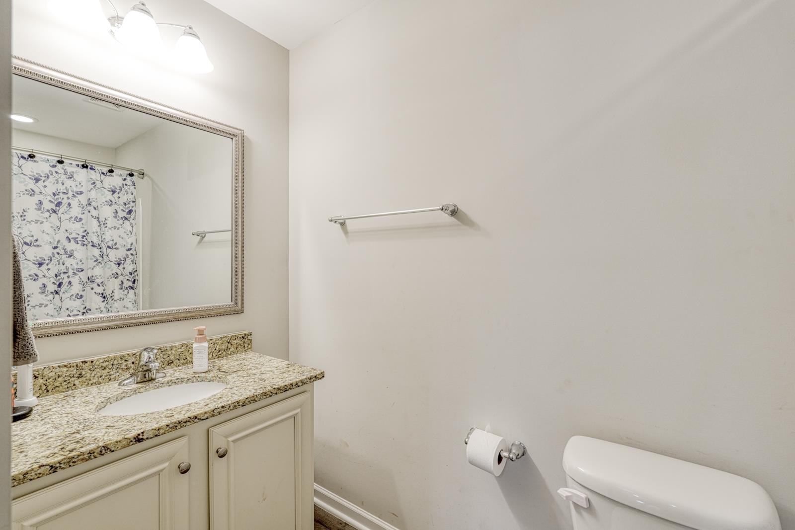 737 Stilmore Drive Property Photo 45