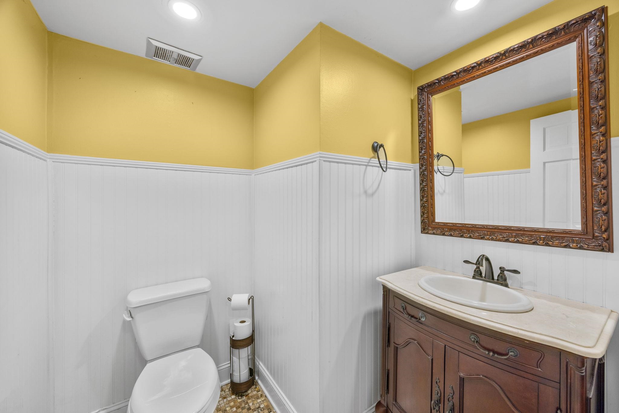 127 Twin Lakes Drive Property Photo 28