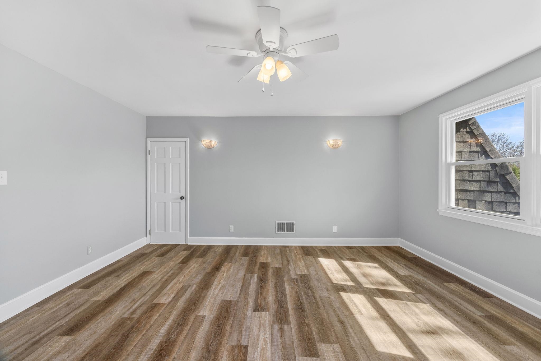 127 Twin Lakes Drive Property Photo 38