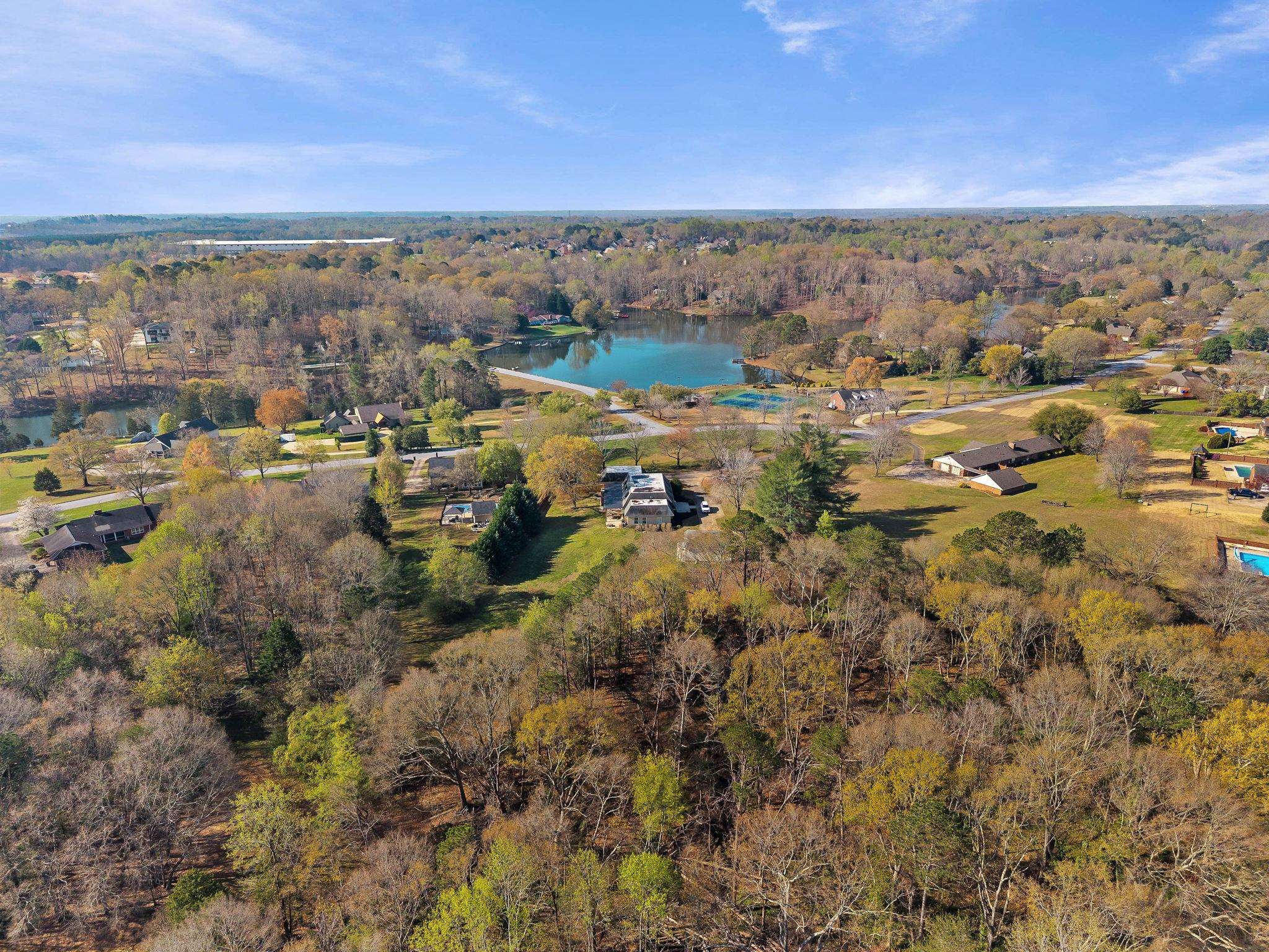 127 Twin Lakes Drive Property Photo 45