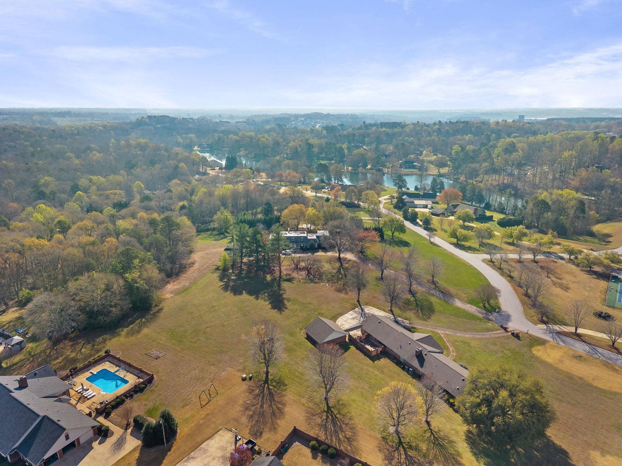 127 Twin Lakes Drive Property Photo 46