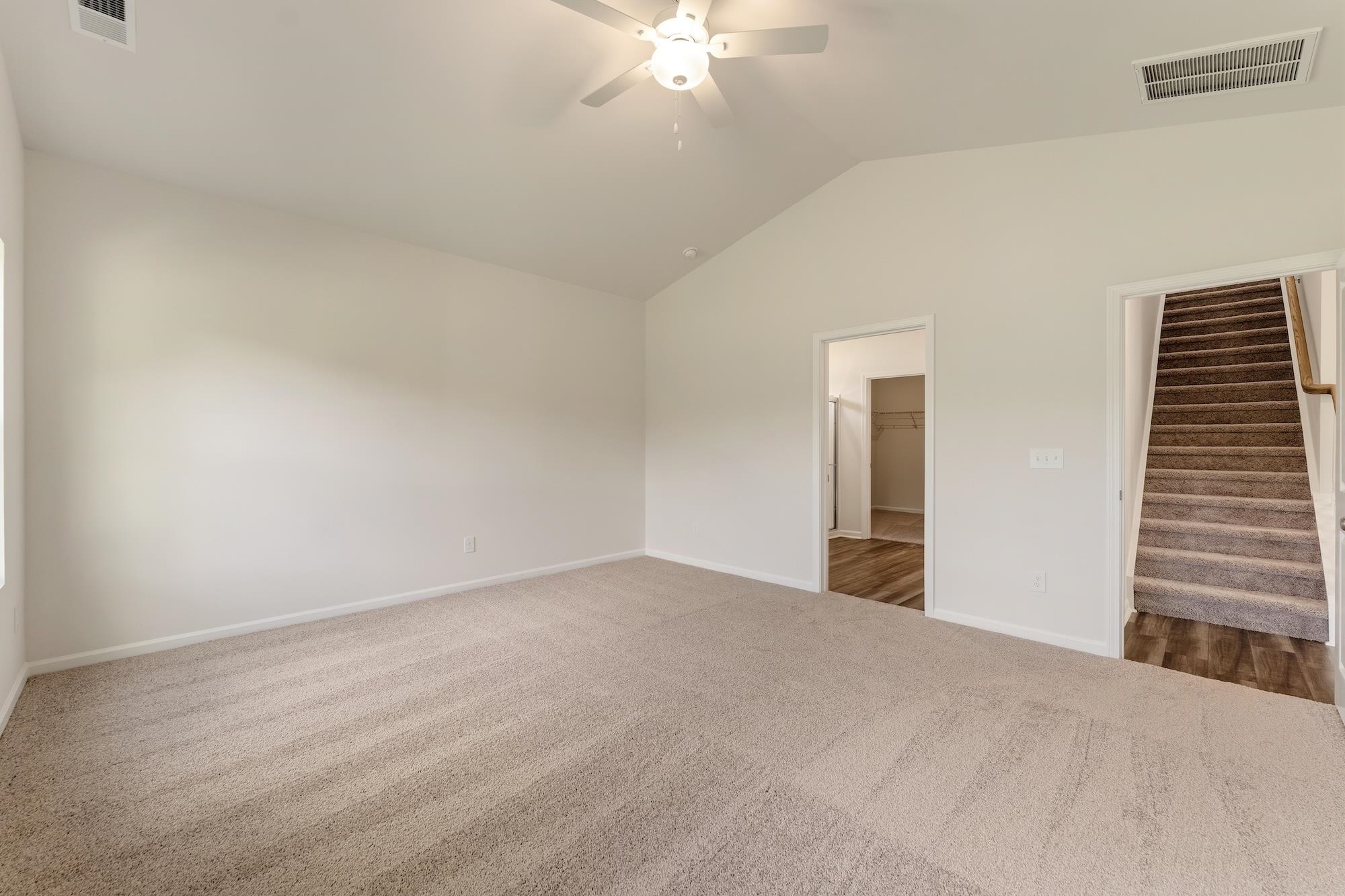 2305 Mill Loop Property Photo 11