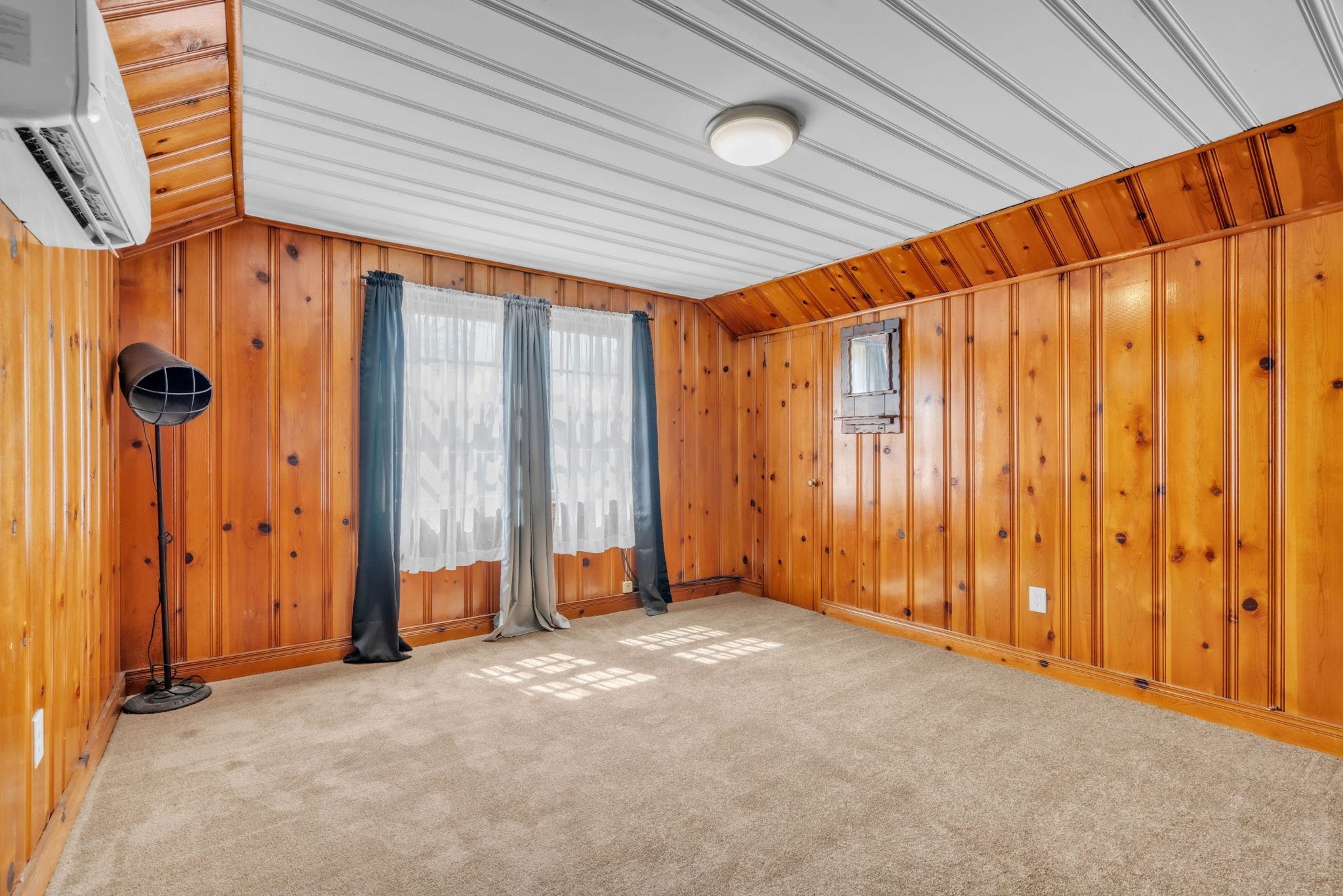 161 E Victoria Road Property Photo 32