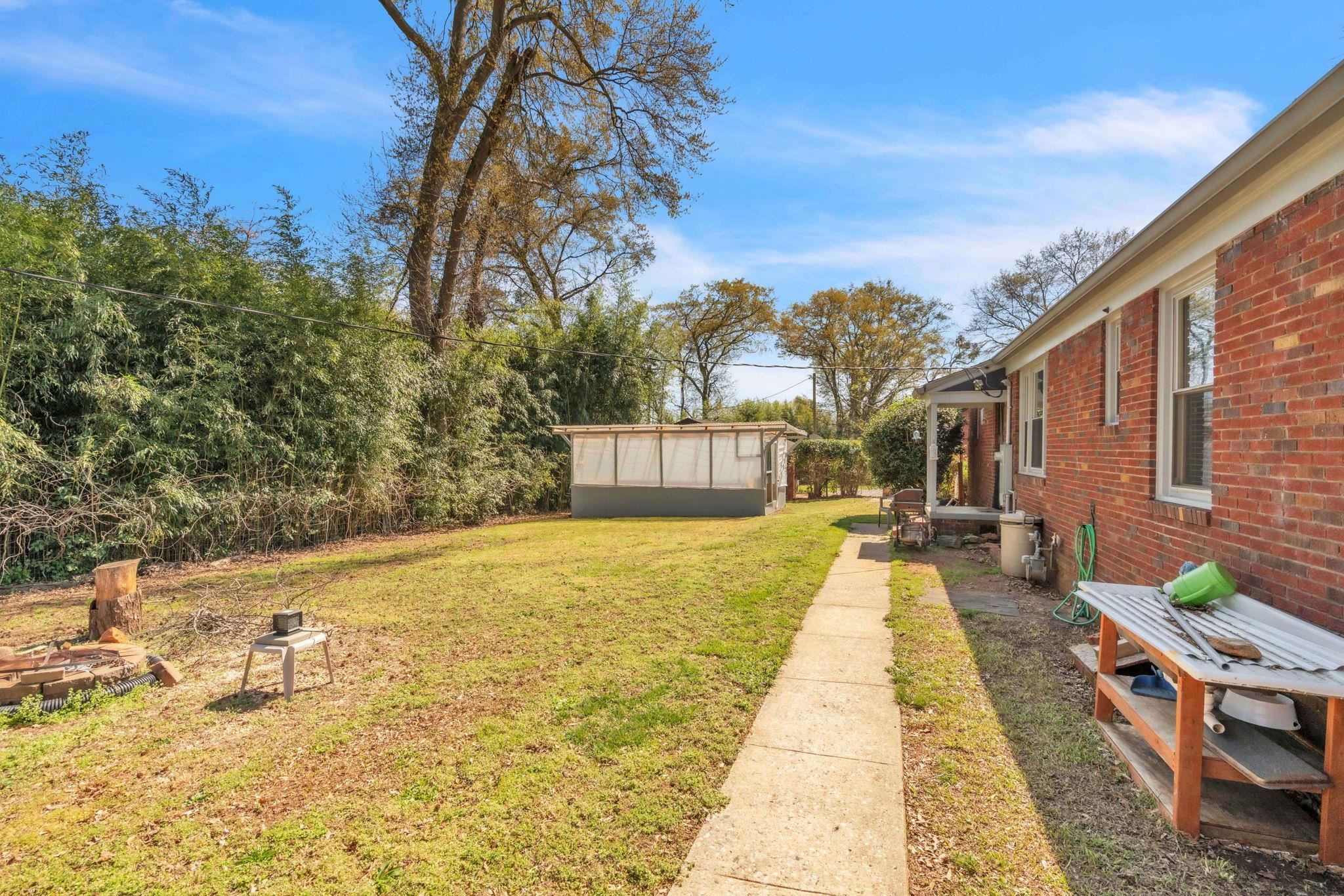 161 E Victoria Road Property Photo 41