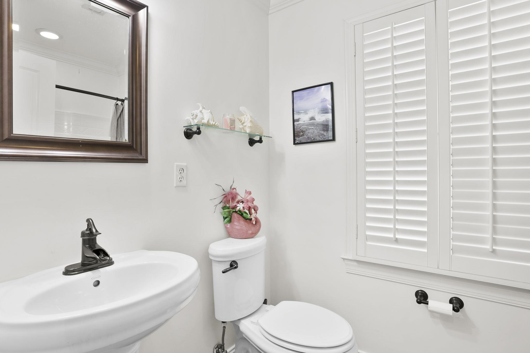 250 Thompson Road Property Photo 15