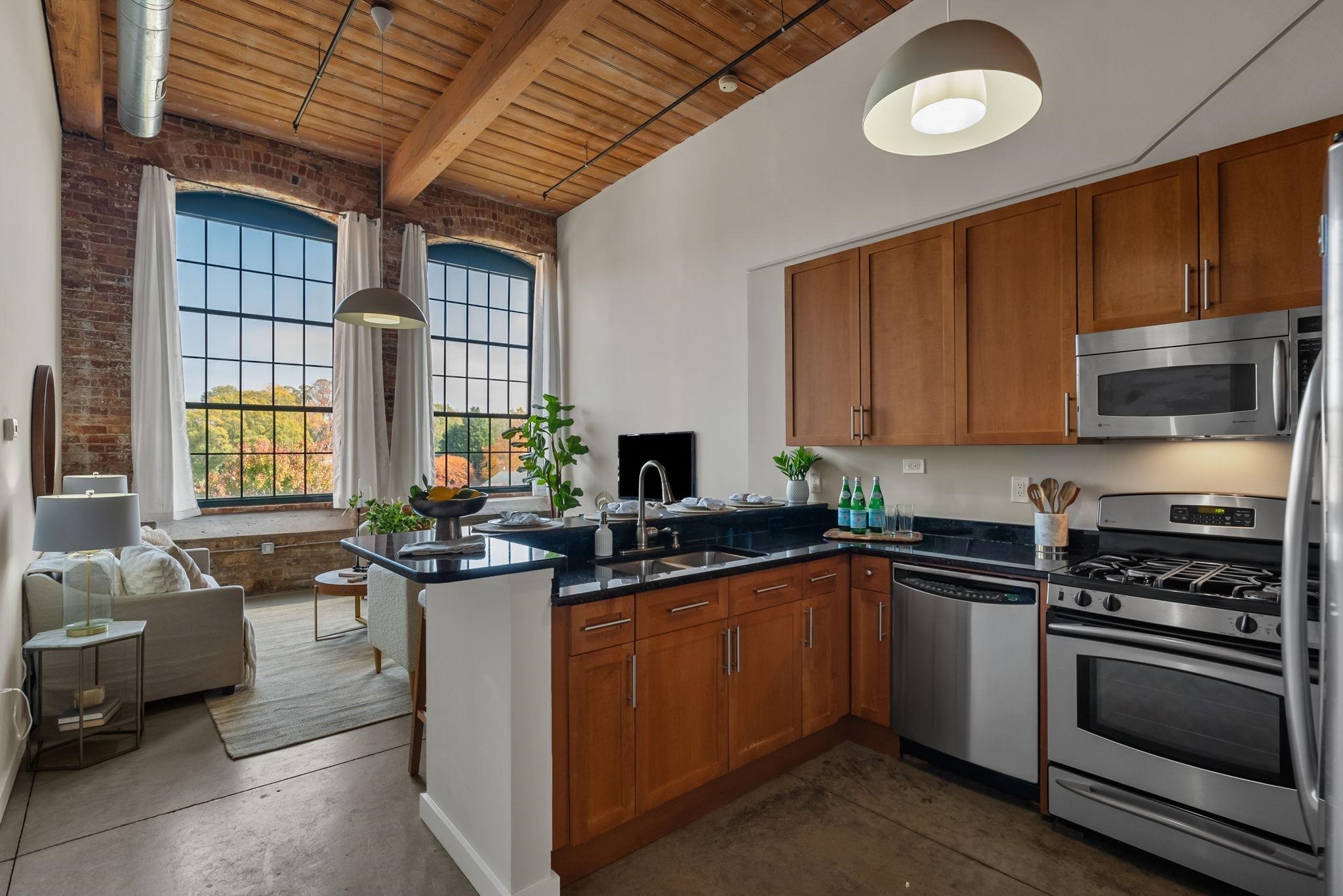 400 Mills Avenue Property Photo 13