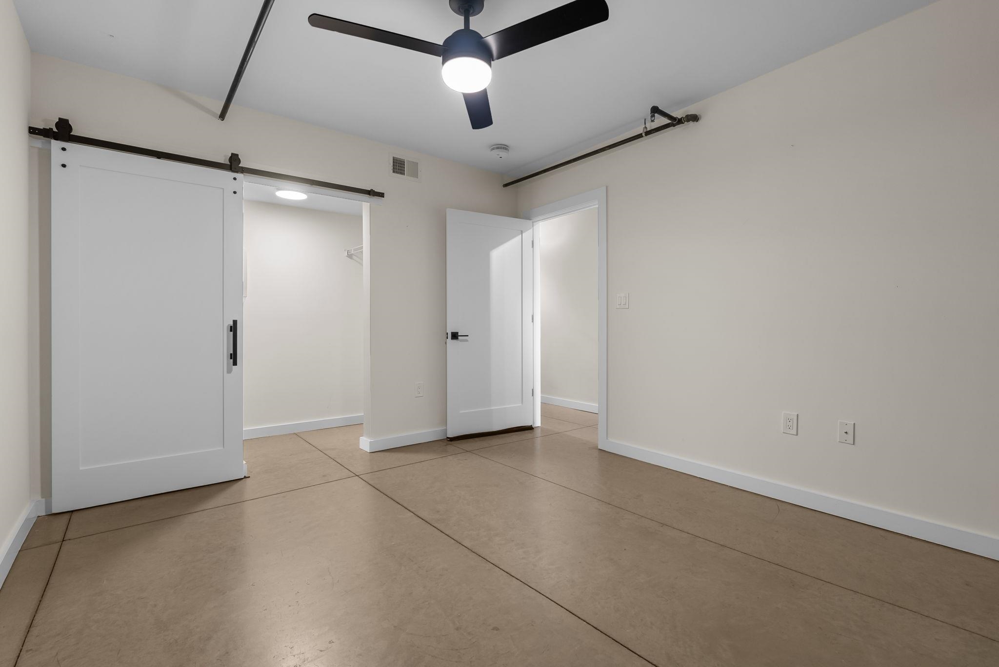 400 Mills Avenue Property Photo 18