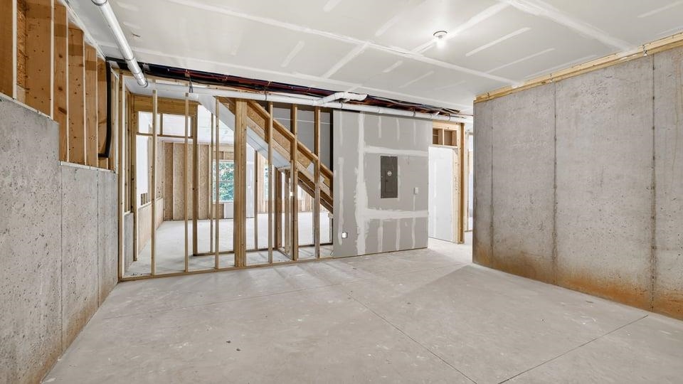 540 Landseer Drive Property Photo 36