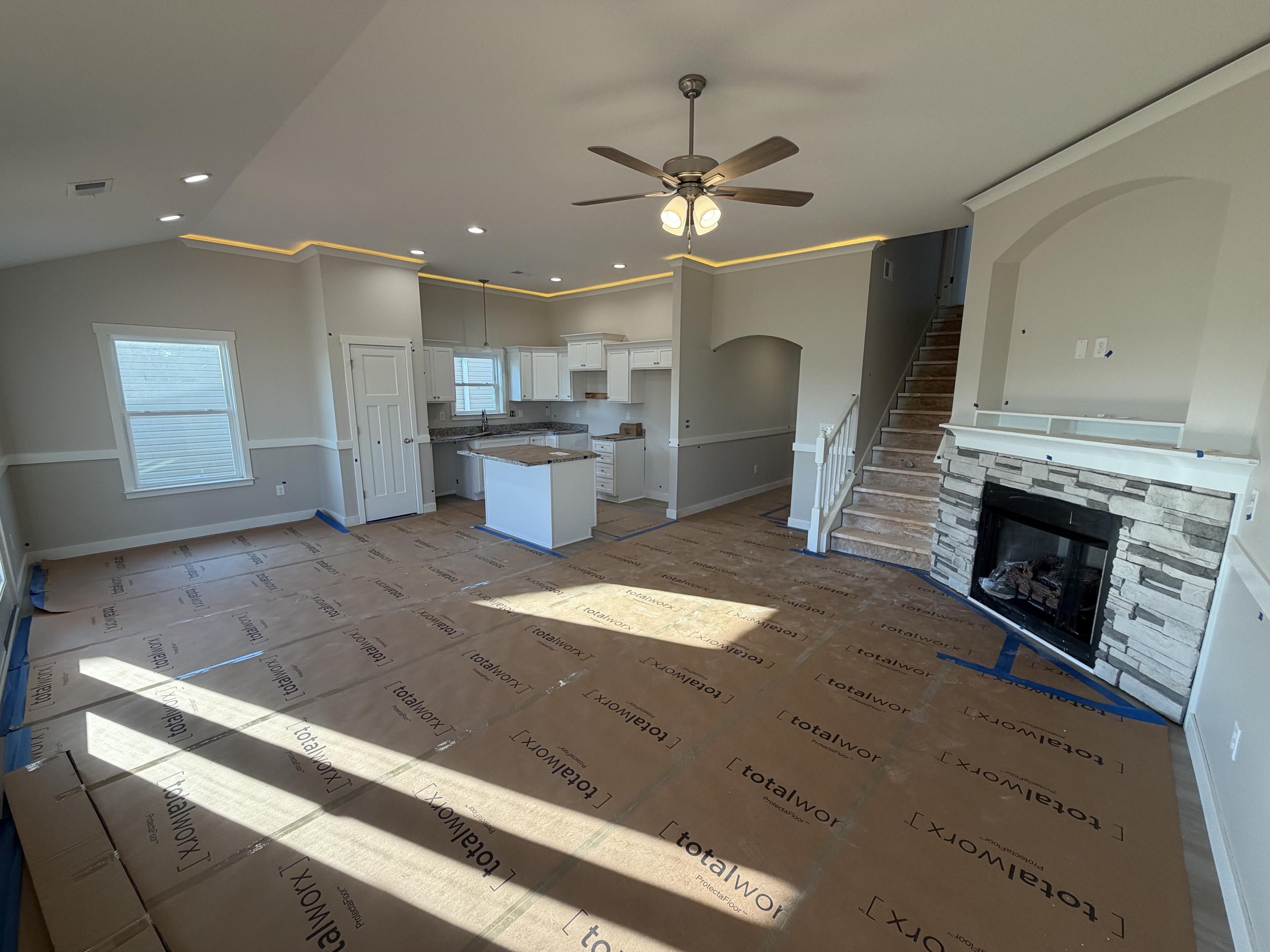 1709 Spruce Knoll Street Property Photo 2