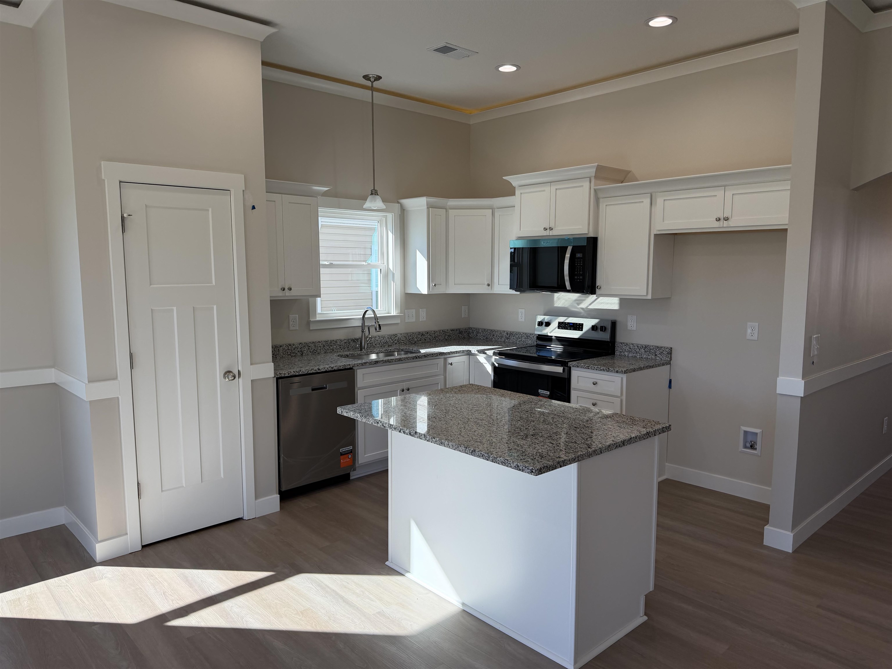 1709 Spruce Knoll Street Property Photo 4