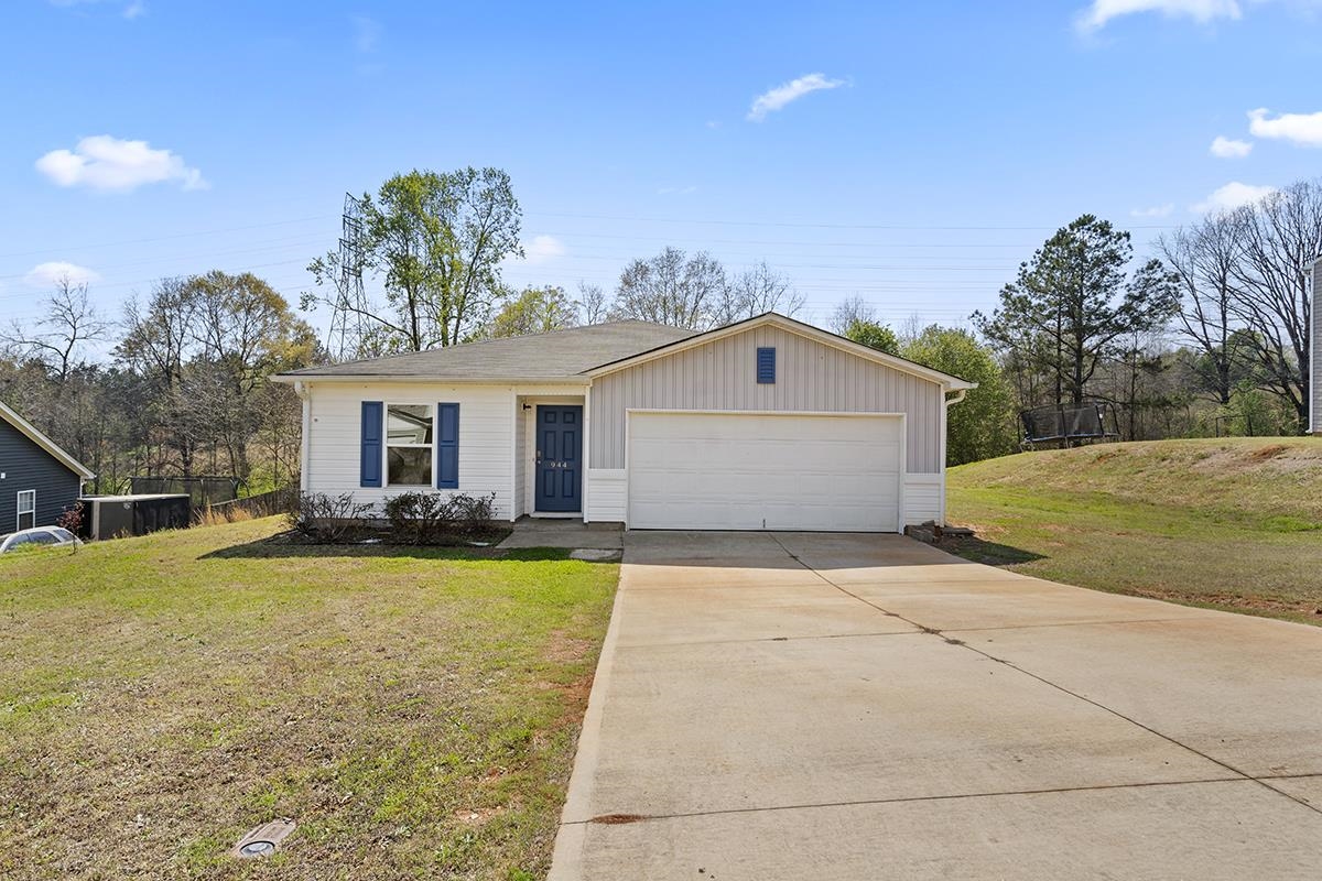 944 Echo Ridge Drive Property Photo 1