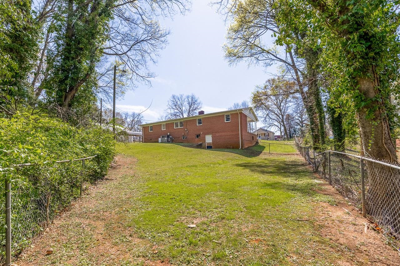 522 W Robinson Street Property Photo 15