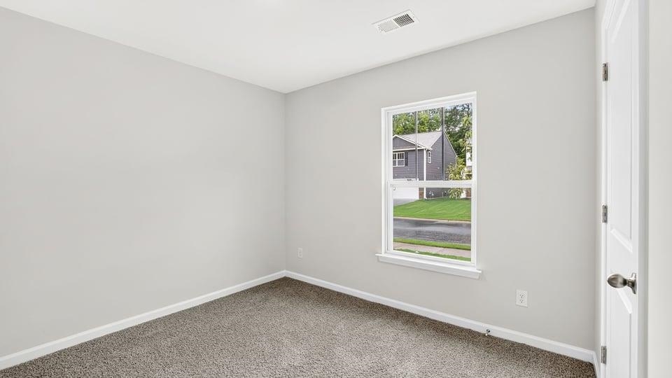 718 North Ivyblake Court Property Photo 5