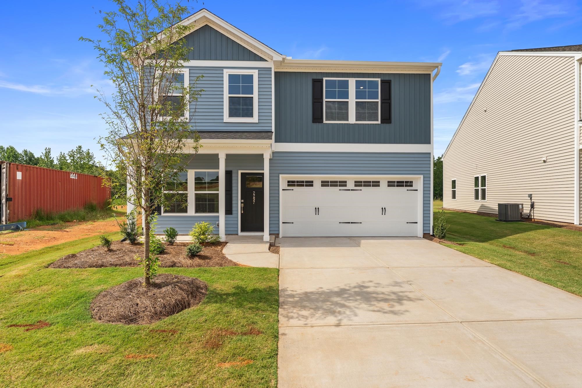 2297 Mill Loop Property Photo 1