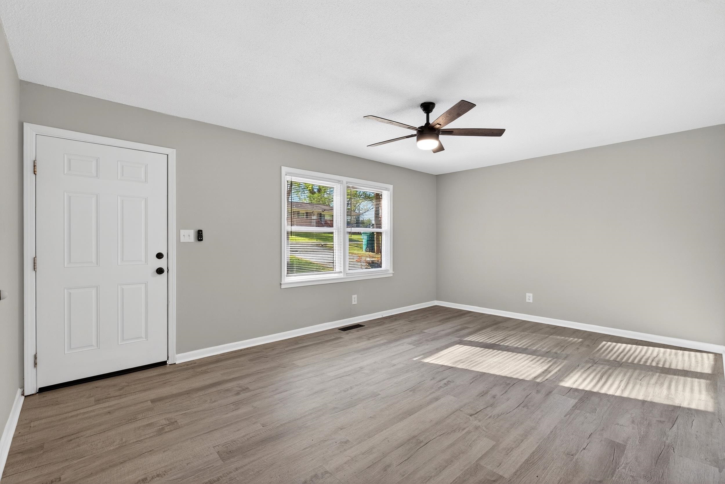 412 Brookside Drive Property Photo 11