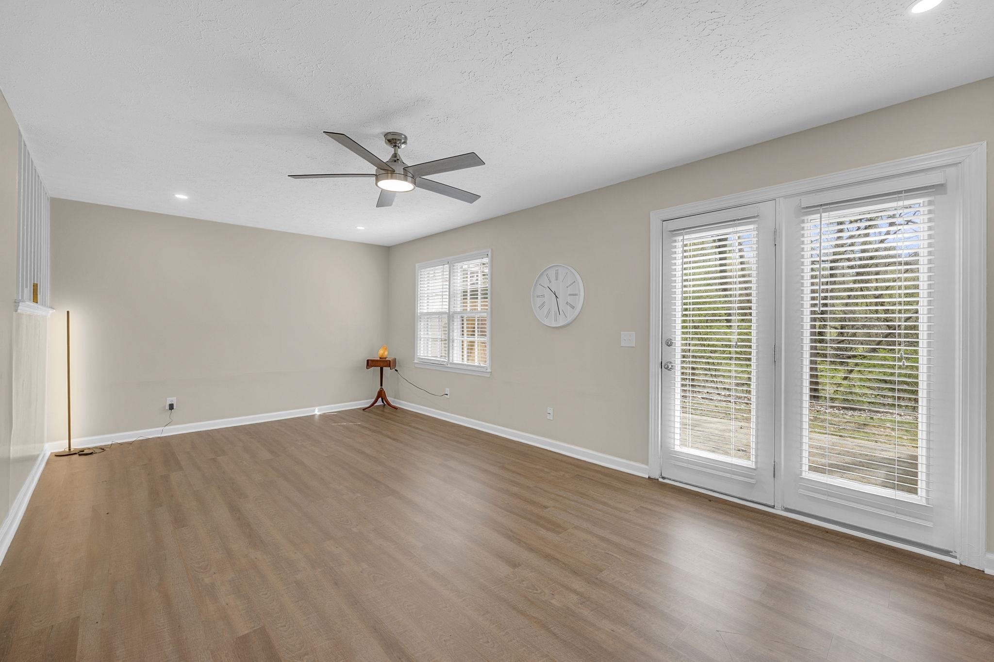 51 Summercreek Drive Property Photo 11