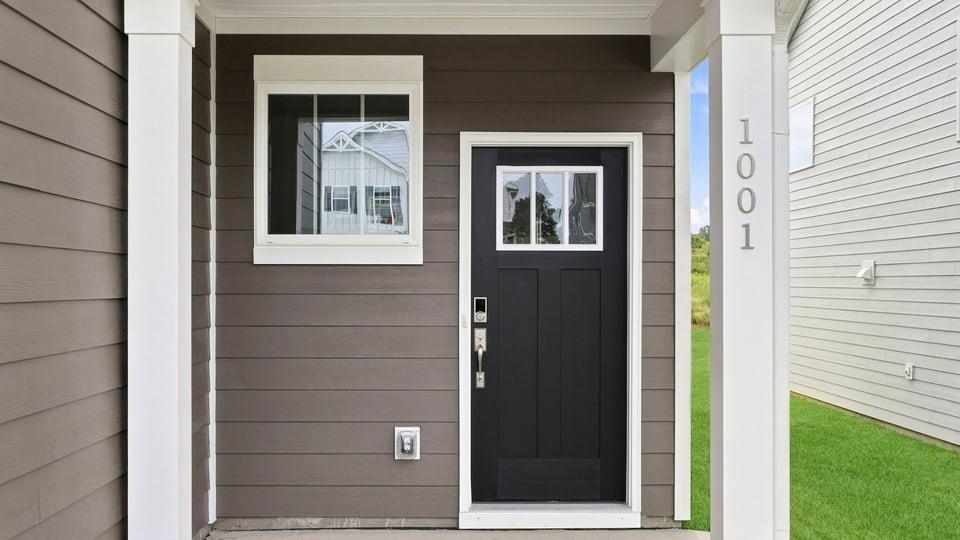 1001 Gresham Place Property Photo 4