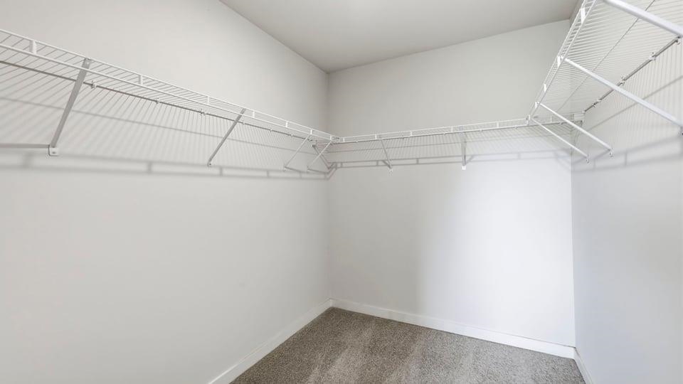 1001 Gresham Place Property Photo 35