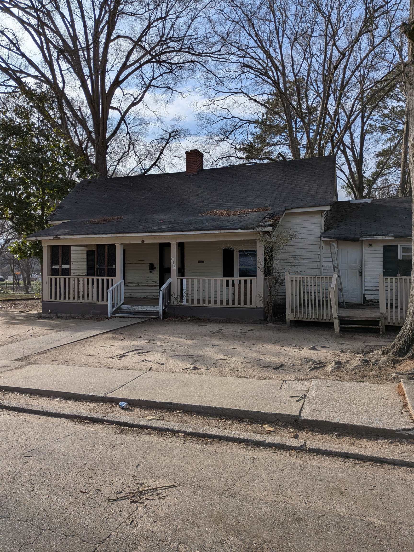 1015 N Granard Street Property Photo 1