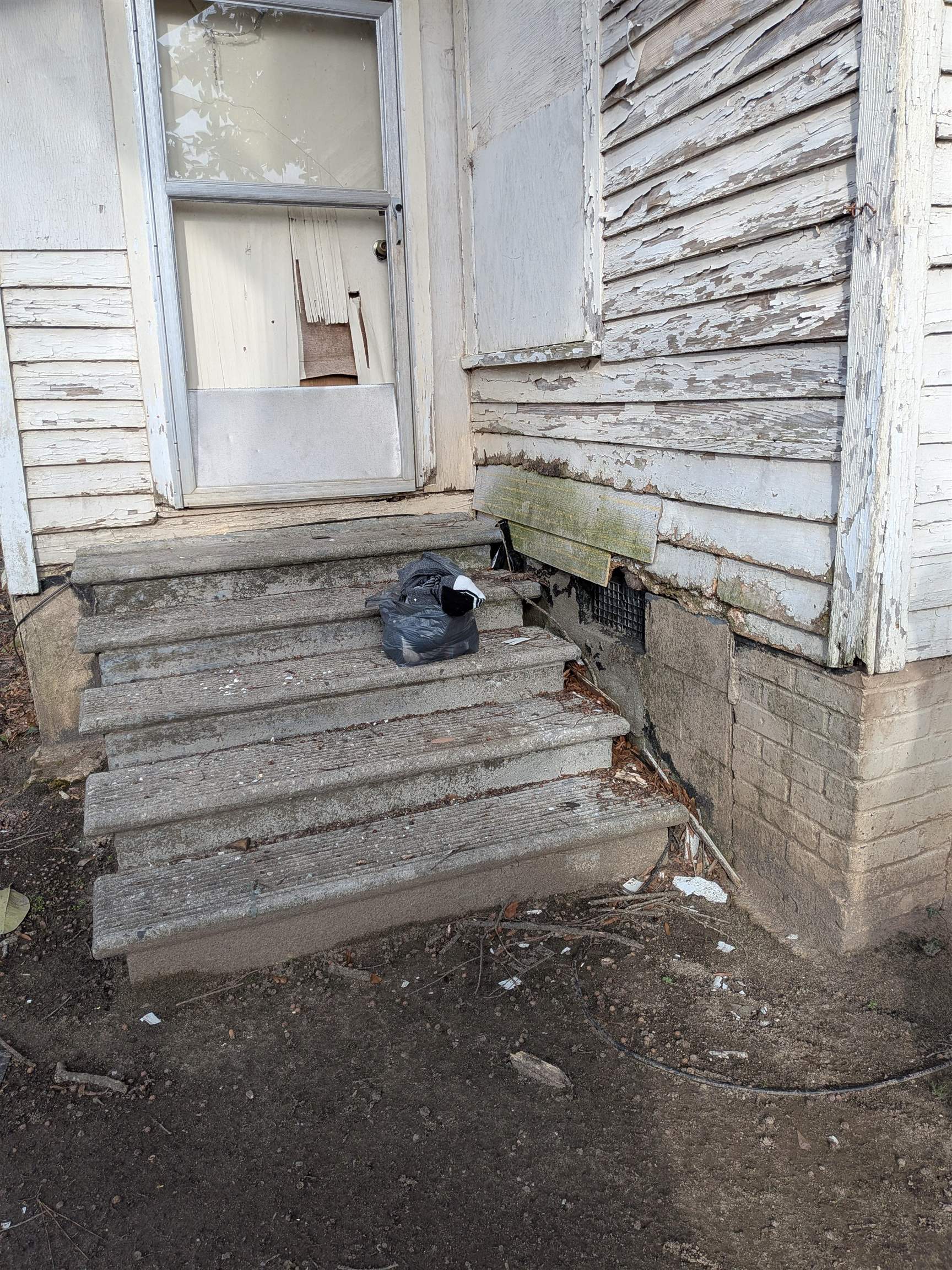 1015 N Granard Street Property Photo 4