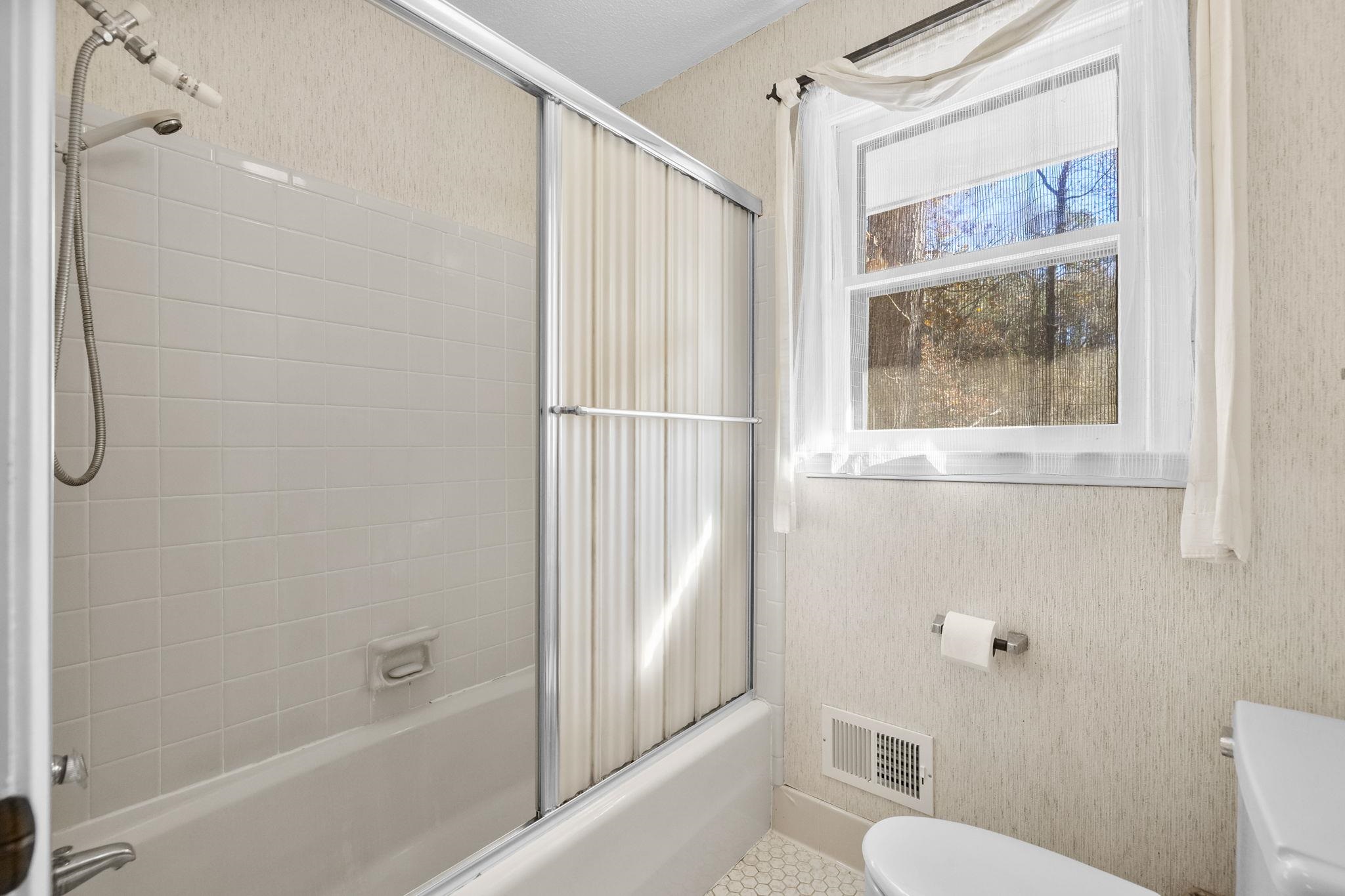 132 Rosecrest Road Property Photo 27