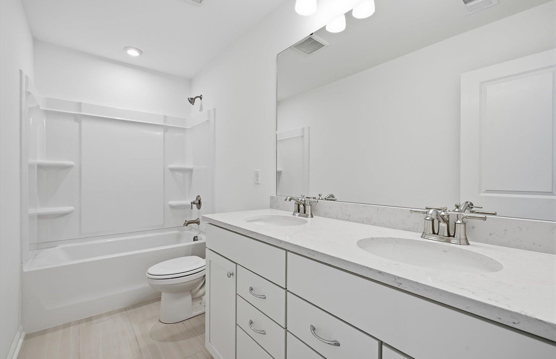 1043 Whitefox Drive Property Photo 15